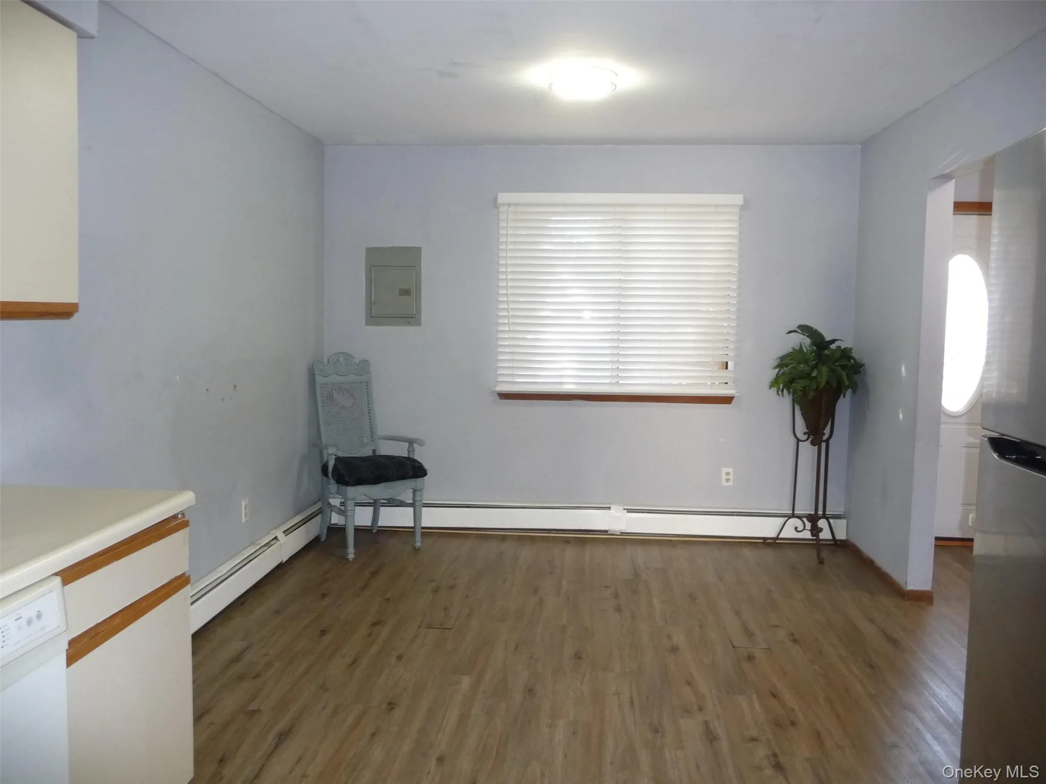 39 Cedar Court, Middletown, NY, 3 Bedrooms Bedrooms, 7 Rooms Rooms,1 BathroomBathrooms,Residential Lease,For Rent,Cedar,0,983871 39 Cedar Court, Middletown, NY, 3 Bedrooms Bedrooms, 7 Rooms Rooms,1 BathroomBathrooms,Residential Lease,For Rent,Cedar,0,983871