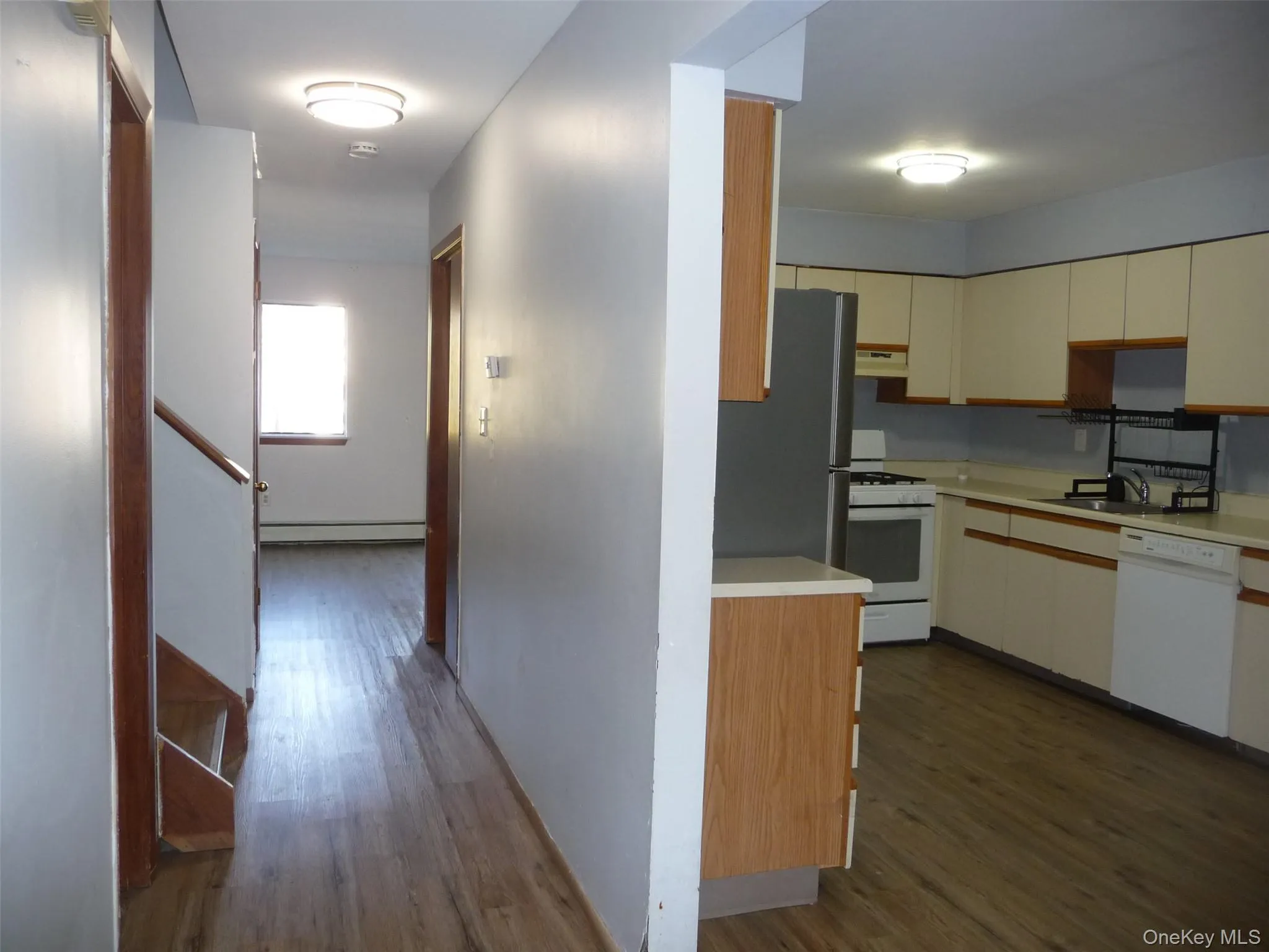 39 Cedar Court, Middletown, NY, 3 Bedrooms Bedrooms, 7 Rooms Rooms,1 BathroomBathrooms,Residential Lease,For Rent,Cedar,0,983871 39 Cedar Court, Middletown, NY, 3 Bedrooms Bedrooms, 7 Rooms Rooms,1 BathroomBathrooms,Residential Lease,For Rent,Cedar,0,983871