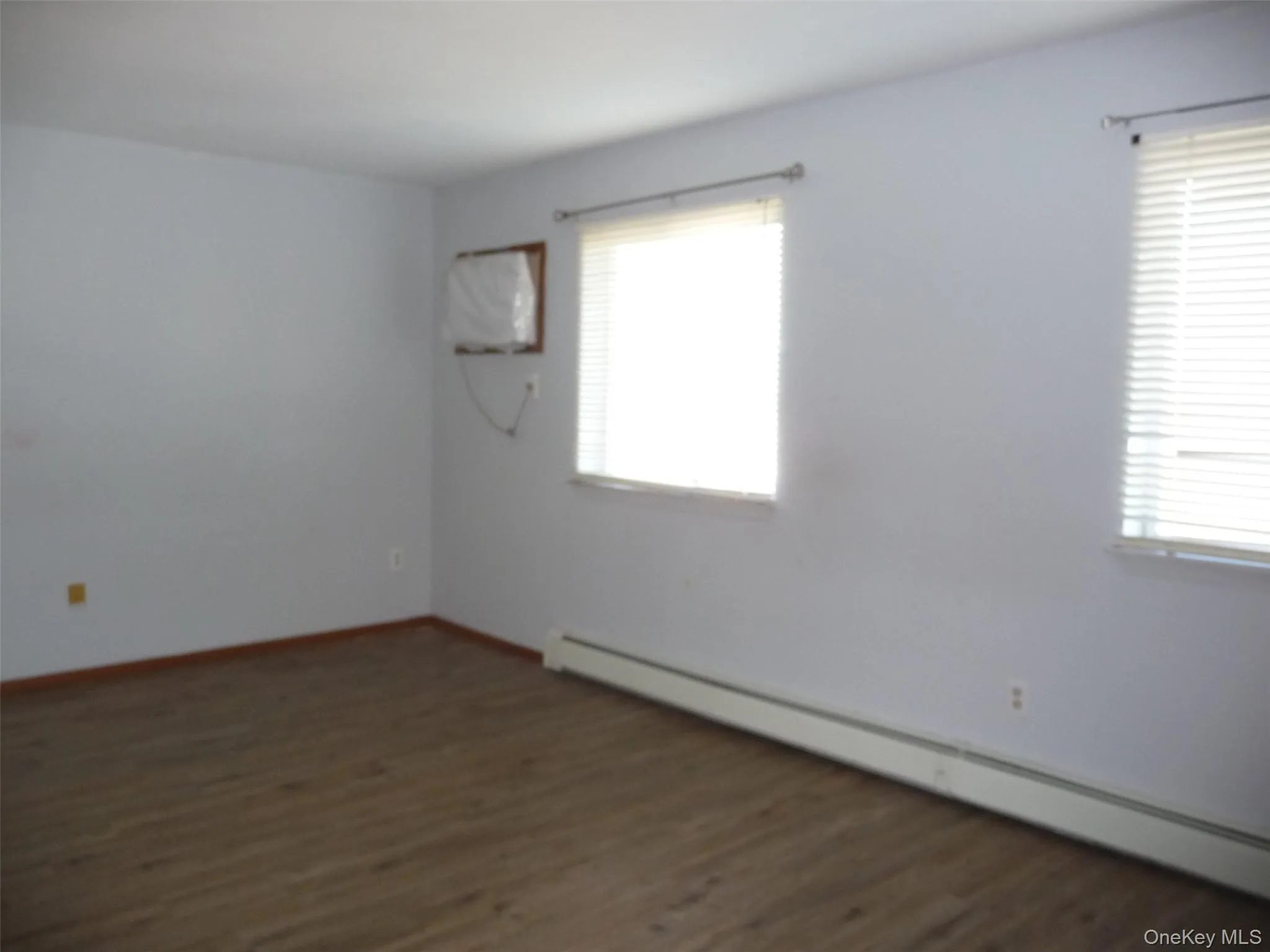 39 Cedar Court, Middletown, NY, 3 Bedrooms Bedrooms, 7 Rooms Rooms,1 BathroomBathrooms,Residential Lease,For Rent,Cedar,0,983871 39 Cedar Court, Middletown, NY, 3 Bedrooms Bedrooms, 7 Rooms Rooms,1 BathroomBathrooms,Residential Lease,For Rent,Cedar,0,983871