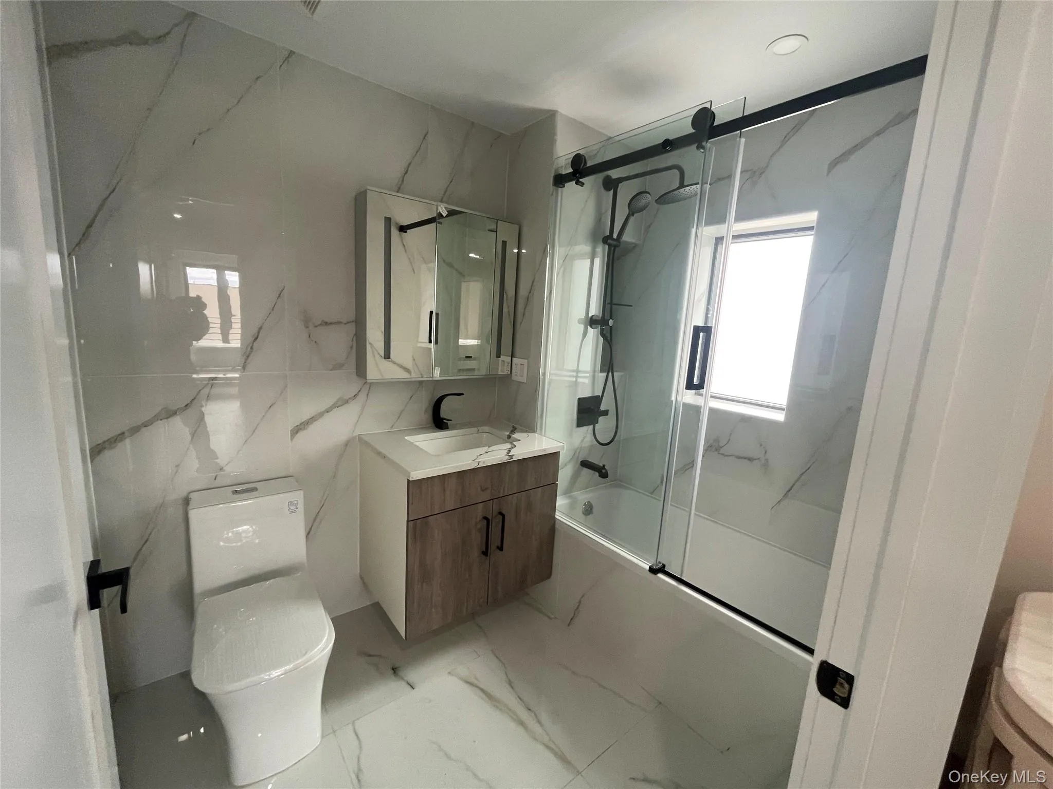 1546 Broadway, New York, NY, 1 Bedroom Bedrooms, 4 Rooms Rooms,1 BathroomBathrooms,Residential,For Rent,Broadway,0,983876 1546 Broadway, New York, NY, 1 Bedroom Bedrooms, 4 Rooms Rooms,1 BathroomBathrooms,Residential,For Rent,Broadway,0,983876