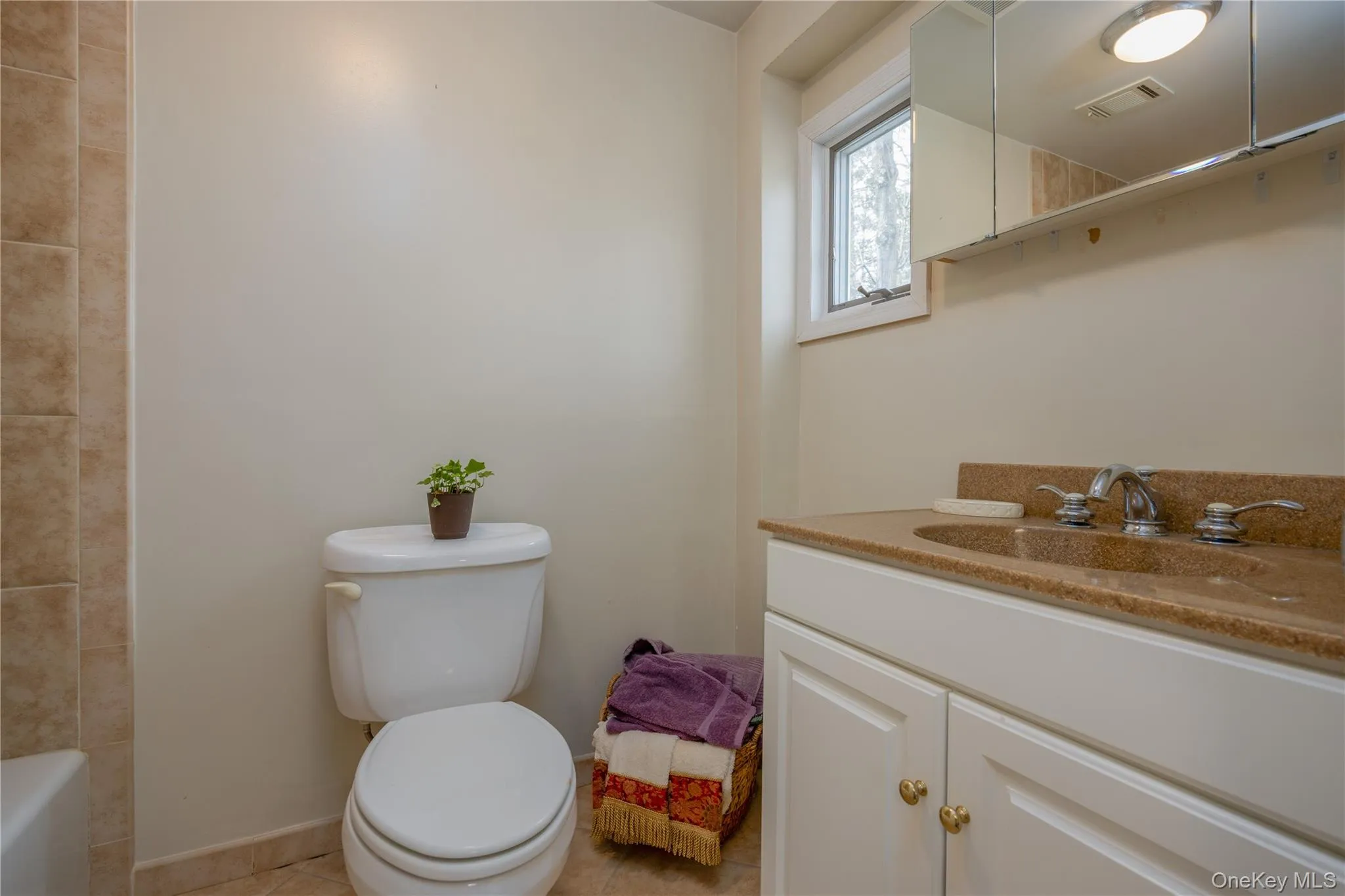 2 Emily Lane, Stony Point, NY, 5 Bedrooms Bedrooms, 12 Rooms Rooms,6 BathroomsBathrooms,Residential,For Rent,Emily,0,983893 2 Emily Lane, Stony Point, NY, 5 Bedrooms Bedrooms, 12 Rooms Rooms,6 BathroomsBathrooms,Residential,For Rent,Emily,0,983893