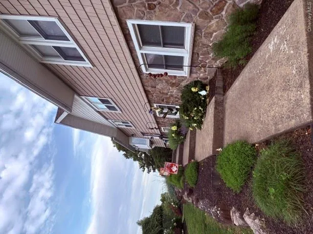 2 Emily Lane, Stony Point, NY, 5 Bedrooms Bedrooms, 12 Rooms Rooms,6 BathroomsBathrooms,Residential,For Rent,Emily,0,983893 2 Emily Lane, Stony Point, NY, 5 Bedrooms Bedrooms, 12 Rooms Rooms,6 BathroomsBathrooms,Residential,For Rent,Emily,0,983893