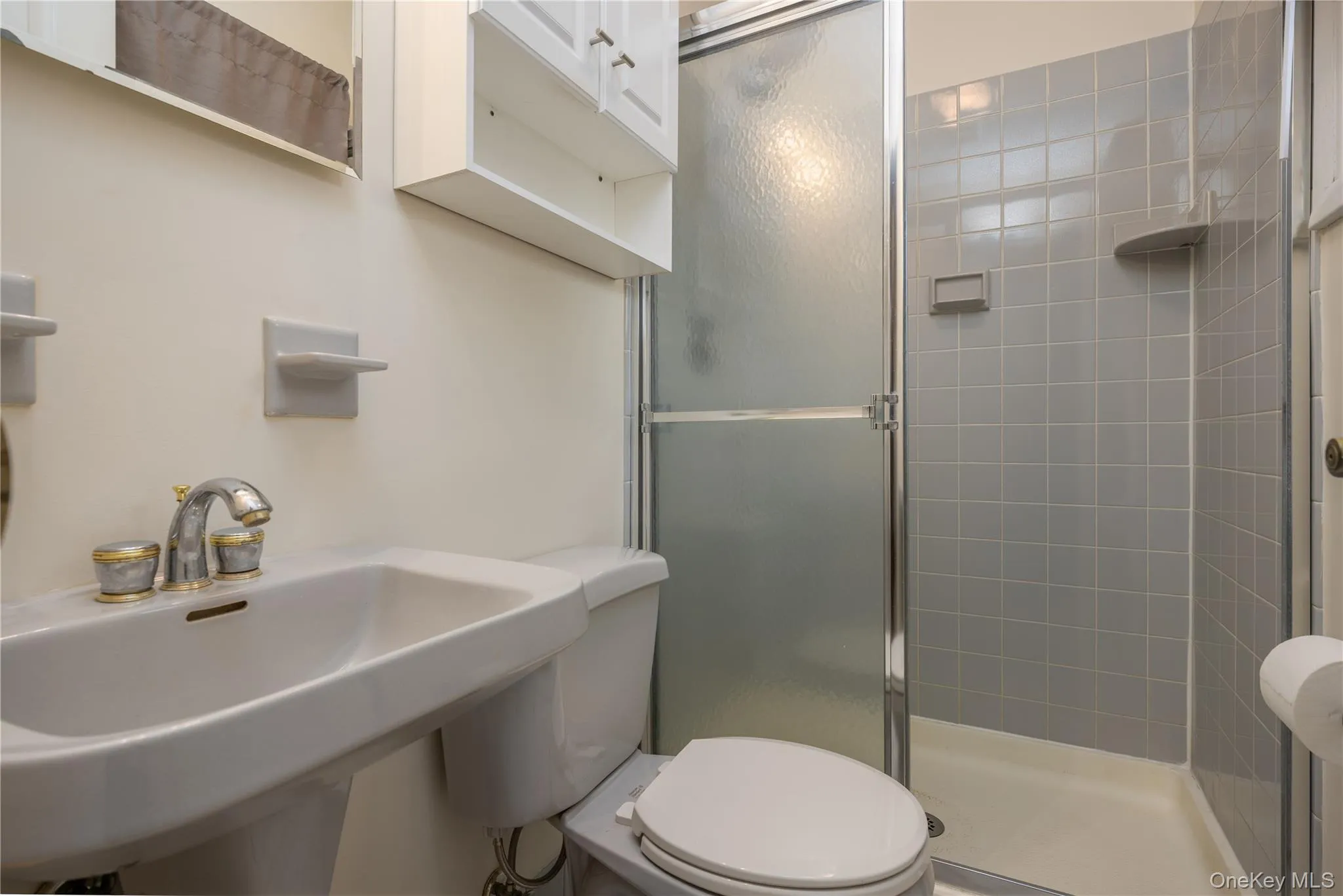 2 Emily Lane, Stony Point, NY, 5 Bedrooms Bedrooms, 12 Rooms Rooms,6 BathroomsBathrooms,Residential,For Rent,Emily,0,983893 2 Emily Lane, Stony Point, NY, 5 Bedrooms Bedrooms, 12 Rooms Rooms,6 BathroomsBathrooms,Residential,For Rent,Emily,0,983893