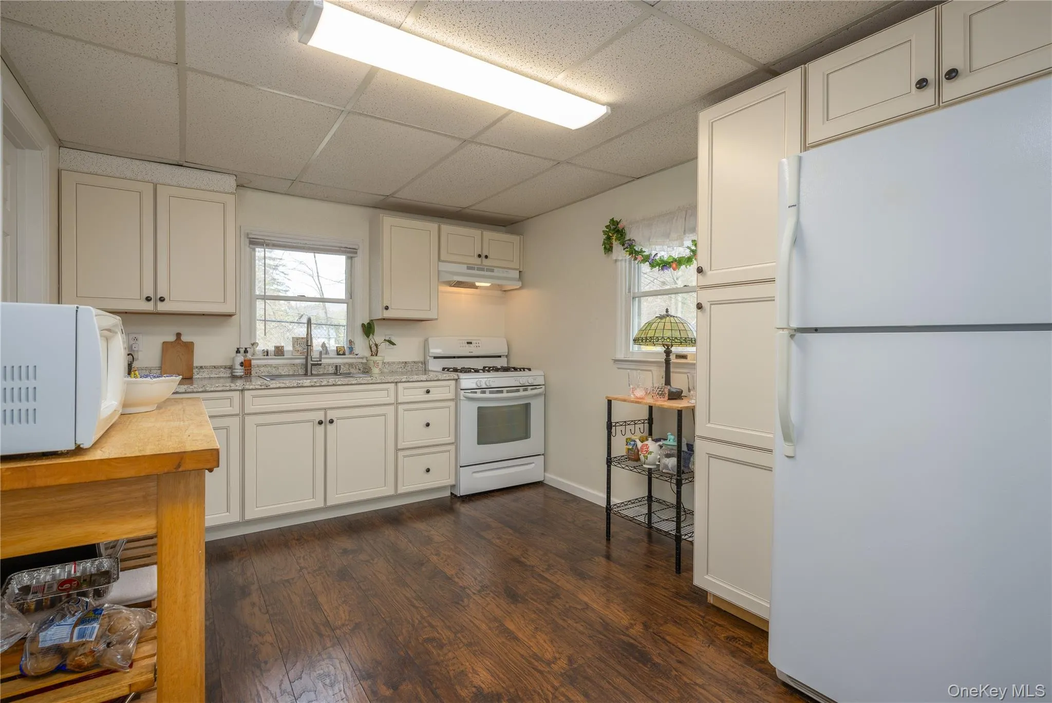 2 Emily Lane, Stony Point, NY, 5 Bedrooms Bedrooms, 12 Rooms Rooms,6 BathroomsBathrooms,Residential,For Rent,Emily,0,983893 2 Emily Lane, Stony Point, NY, 5 Bedrooms Bedrooms, 12 Rooms Rooms,6 BathroomsBathrooms,Residential,For Rent,Emily,0,983893