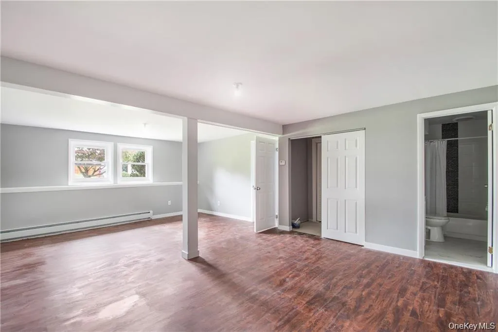 29 Robert Drive, Warwick (town), NY, 3 Bedrooms Bedrooms, 7 Rooms Rooms,2 BathroomsBathrooms,Residential Lease,For Rent,Robert,0,983897 29 Robert Drive, Warwick (town), NY, 3 Bedrooms Bedrooms, 7 Rooms Rooms,2 BathroomsBathrooms,Residential Lease,For Rent,Robert,0,983897