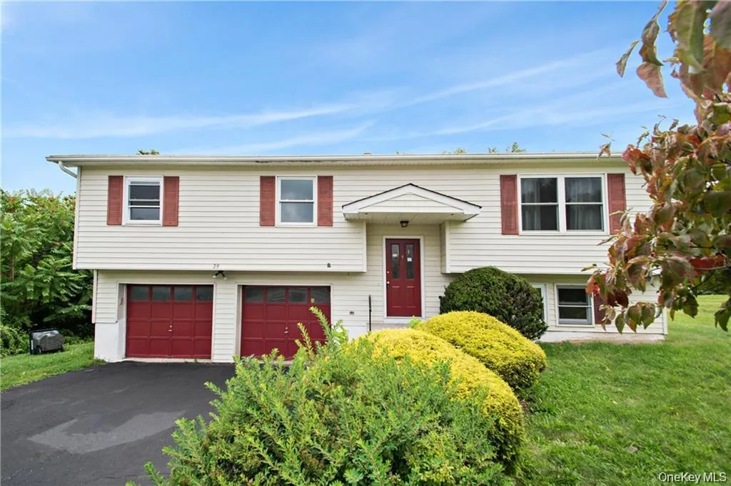 29 Robert Drive, Warwick (town), NY, 3 Bedrooms Bedrooms, 7 Rooms Rooms,2 BathroomsBathrooms,Residential Lease,For Rent,Robert,0,983897 29 Robert Drive, Warwick (town), NY, 3 Bedrooms Bedrooms, 7 Rooms Rooms,2 BathroomsBathrooms,Residential Lease,For Rent,Robert,0,983897