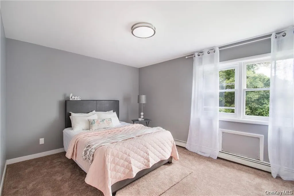 29 Robert Drive, Warwick (town), NY, 3 Bedrooms Bedrooms, 7 Rooms Rooms,2 BathroomsBathrooms,Residential Lease,For Rent,Robert,0,983897 29 Robert Drive, Warwick (town), NY, 3 Bedrooms Bedrooms, 7 Rooms Rooms,2 BathroomsBathrooms,Residential Lease,For Rent,Robert,0,983897