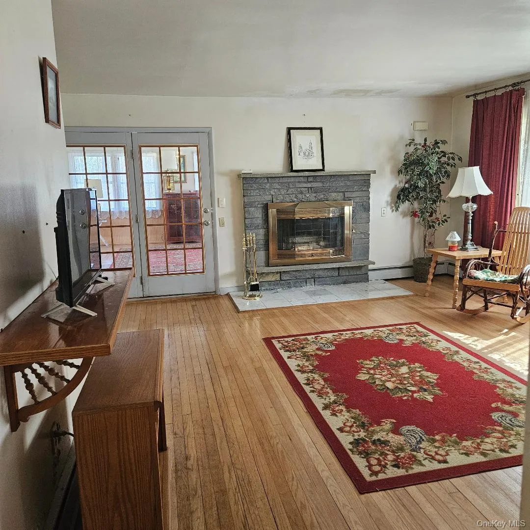 41 Wildwood Drive, Poughkeepsie (town), NY, 3 Bedrooms Bedrooms, 8 Rooms Rooms,1 BathroomBathrooms,Residential,For Rent,Wildwood,0,983907 41 Wildwood Drive, Poughkeepsie (town), NY, 3 Bedrooms Bedrooms, 8 Rooms Rooms,1 BathroomBathrooms,Residential,For Rent,Wildwood,0,983907
