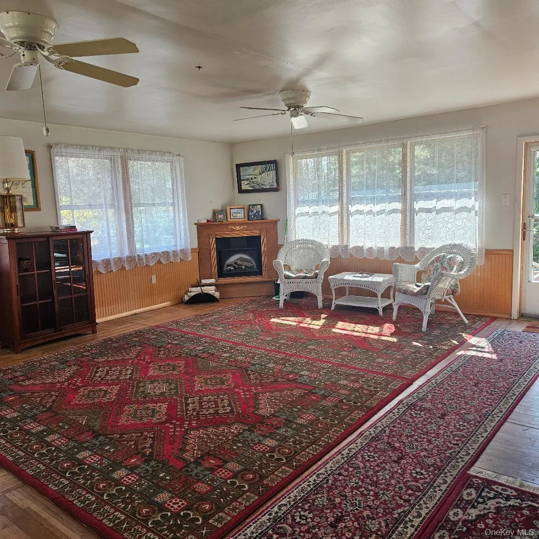 41 Wildwood Drive, Poughkeepsie (town), NY, 3 Bedrooms Bedrooms, 8 Rooms Rooms,1 BathroomBathrooms,Residential,For Rent,Wildwood,0,983907 41 Wildwood Drive, Poughkeepsie (town), NY, 3 Bedrooms Bedrooms, 8 Rooms Rooms,1 BathroomBathrooms,Residential,For Rent,Wildwood,0,983907