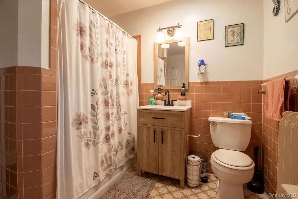 48 Market Street, Wawarsing, NY, 3 Bedrooms Bedrooms, 6 Rooms Rooms,2 BathroomsBathrooms,Residential,For Rent,Market,0,983908 48 Market Street, Wawarsing, NY, 3 Bedrooms Bedrooms, 6 Rooms Rooms,2 BathroomsBathrooms,Residential,For Rent,Market,0,983908