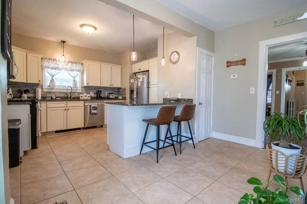 48 Market Street, Wawarsing, NY, 3 Bedrooms Bedrooms, 6 Rooms Rooms,2 BathroomsBathrooms,Residential,For Rent,Market,0,983908 48 Market Street, Wawarsing, NY, 3 Bedrooms Bedrooms, 6 Rooms Rooms,2 BathroomsBathrooms,Residential,For Rent,Market,0,983908