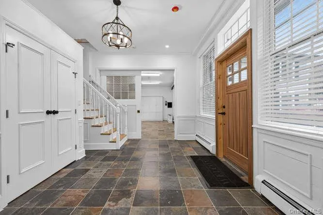 125 Horseshoe Road, Oyster Bay, NY, 6 Bedrooms Bedrooms, 13 Rooms Rooms,8 BathroomsBathrooms,Residential Lease,For Rent,Horseshoe,0,983915 125 Horseshoe Road, Oyster Bay, NY, 6 Bedrooms Bedrooms, 13 Rooms Rooms,8 BathroomsBathrooms,Residential Lease,For Rent,Horseshoe,0,983915