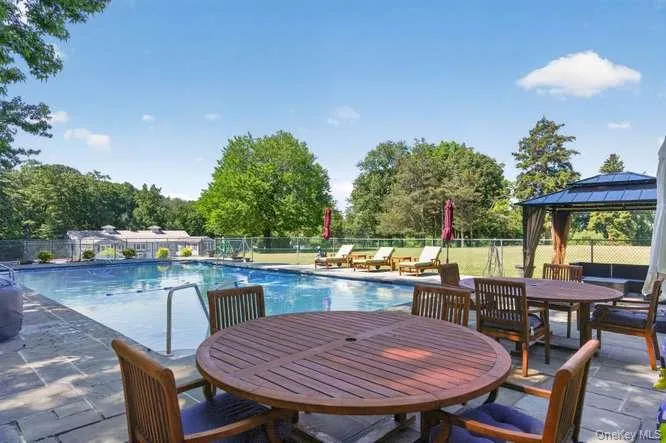 125 Horseshoe Road, Oyster Bay, NY, 6 Bedrooms Bedrooms, 13 Rooms Rooms,8 BathroomsBathrooms,Residential Lease,For Rent,Horseshoe,0,983915 125 Horseshoe Road, Oyster Bay, NY, 6 Bedrooms Bedrooms, 13 Rooms Rooms,8 BathroomsBathrooms,Residential Lease,For Rent,Horseshoe,0,983915