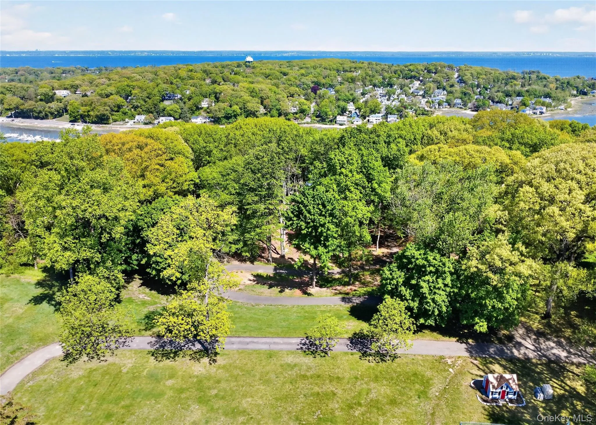 125 Horseshoe Road, Oyster Bay, NY, 6 Bedrooms Bedrooms, 13 Rooms Rooms,8 BathroomsBathrooms,Residential Lease,For Rent,Horseshoe,0,983915 125 Horseshoe Road, Oyster Bay, NY, 6 Bedrooms Bedrooms, 13 Rooms Rooms,8 BathroomsBathrooms,Residential Lease,For Rent,Horseshoe,0,983915