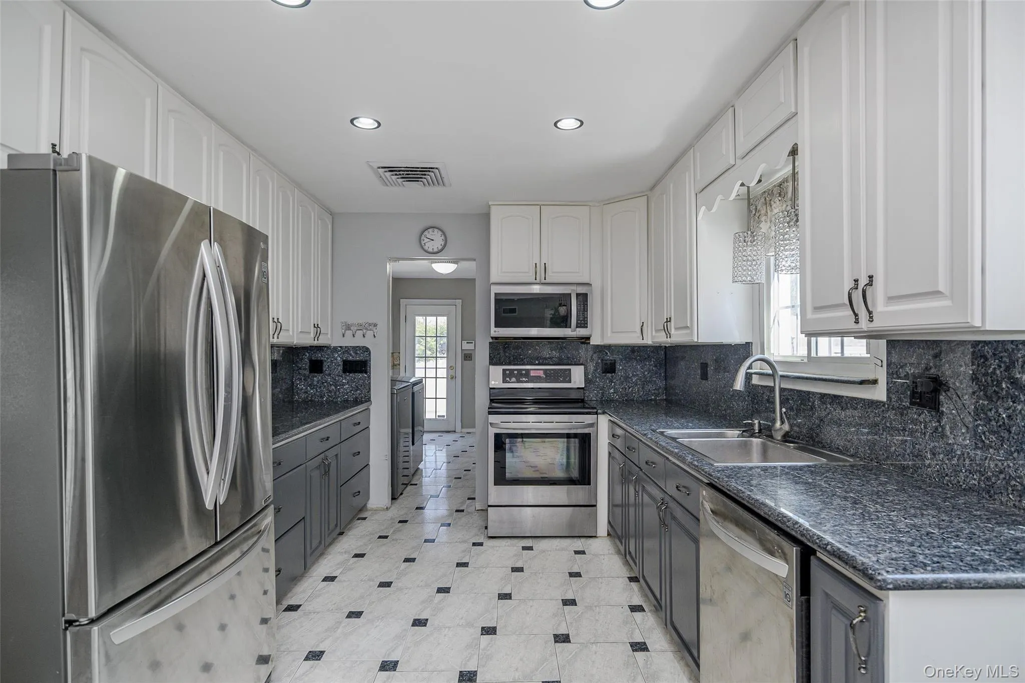 3795 Wildwood Street, Yorktown, NY, 4 Bedrooms Bedrooms, 8 Rooms Rooms,2 BathroomsBathrooms,Residential,For Rent,Wildwood,0,983918 3795 Wildwood Street, Yorktown, NY, 4 Bedrooms Bedrooms, 8 Rooms Rooms,2 BathroomsBathrooms,Residential,For Rent,Wildwood,0,983918