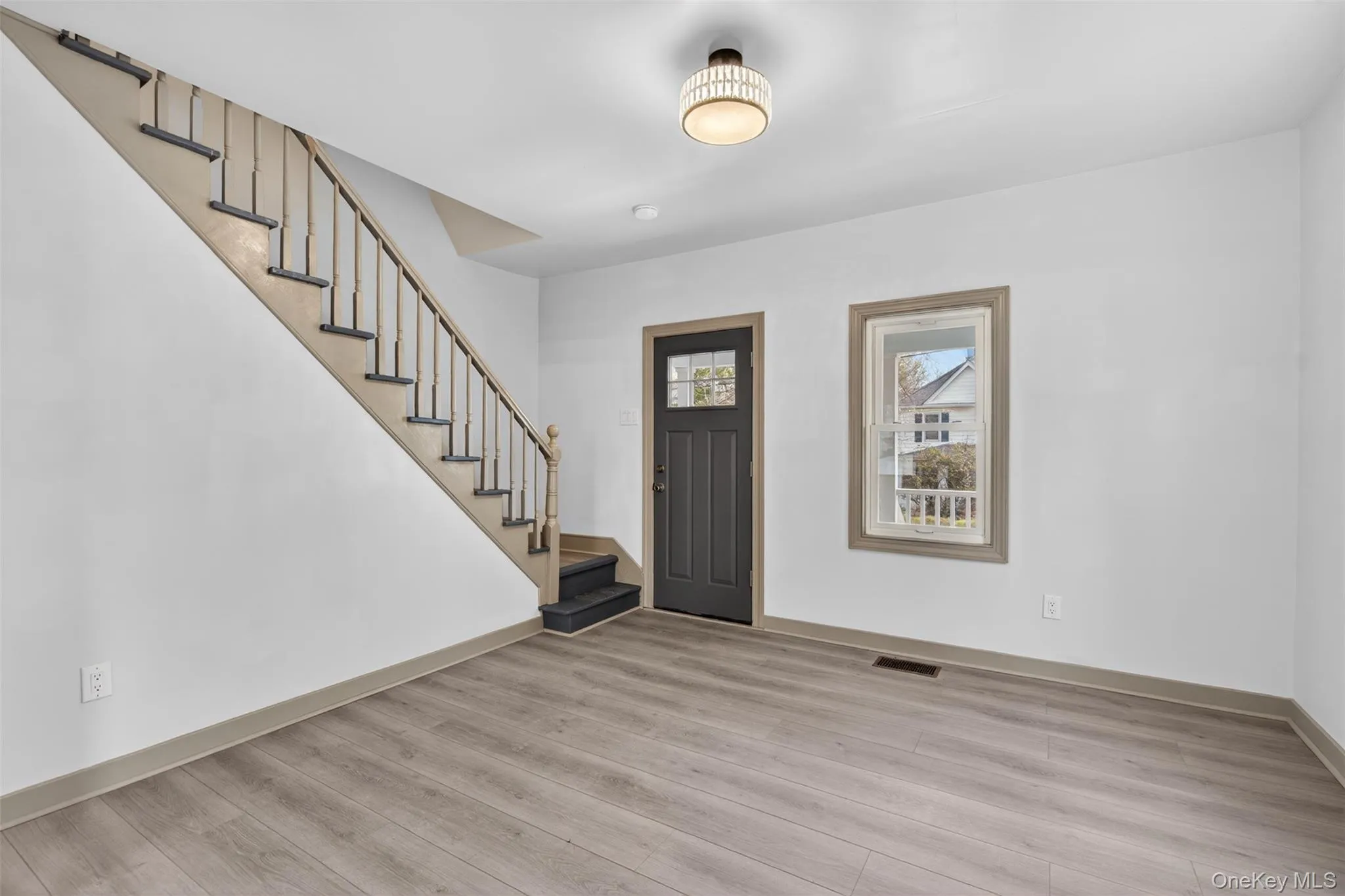 62 Poplar Street, Newburgh (city), NY, 3 Bedrooms Bedrooms, 8 Rooms Rooms,1 BathroomBathrooms,Residential Lease,For Rent,Poplar,0,983919 62 Poplar Street, Newburgh (city), NY, 3 Bedrooms Bedrooms, 8 Rooms Rooms,1 BathroomBathrooms,Residential Lease,For Rent,Poplar,0,983919