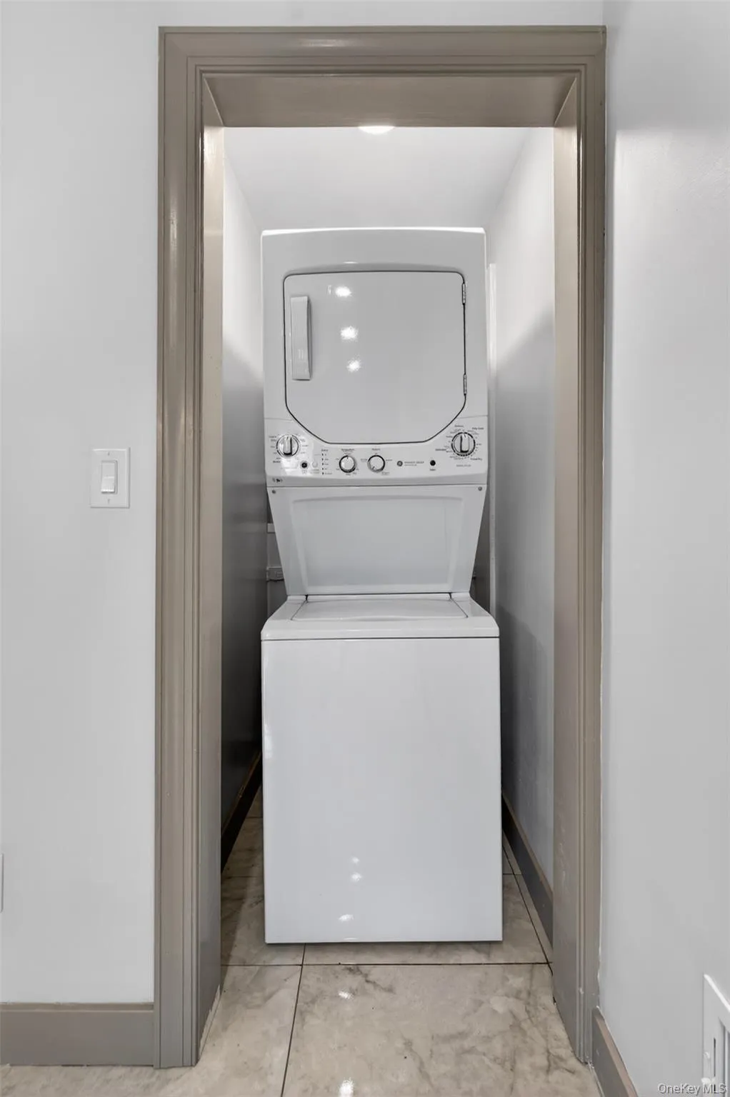 62 Poplar Street, Newburgh (city), NY, 3 Bedrooms Bedrooms, 8 Rooms Rooms,1 BathroomBathrooms,Residential Lease,For Rent,Poplar,0,983919 62 Poplar Street, Newburgh (city), NY, 3 Bedrooms Bedrooms, 8 Rooms Rooms,1 BathroomBathrooms,Residential Lease,For Rent,Poplar,0,983919