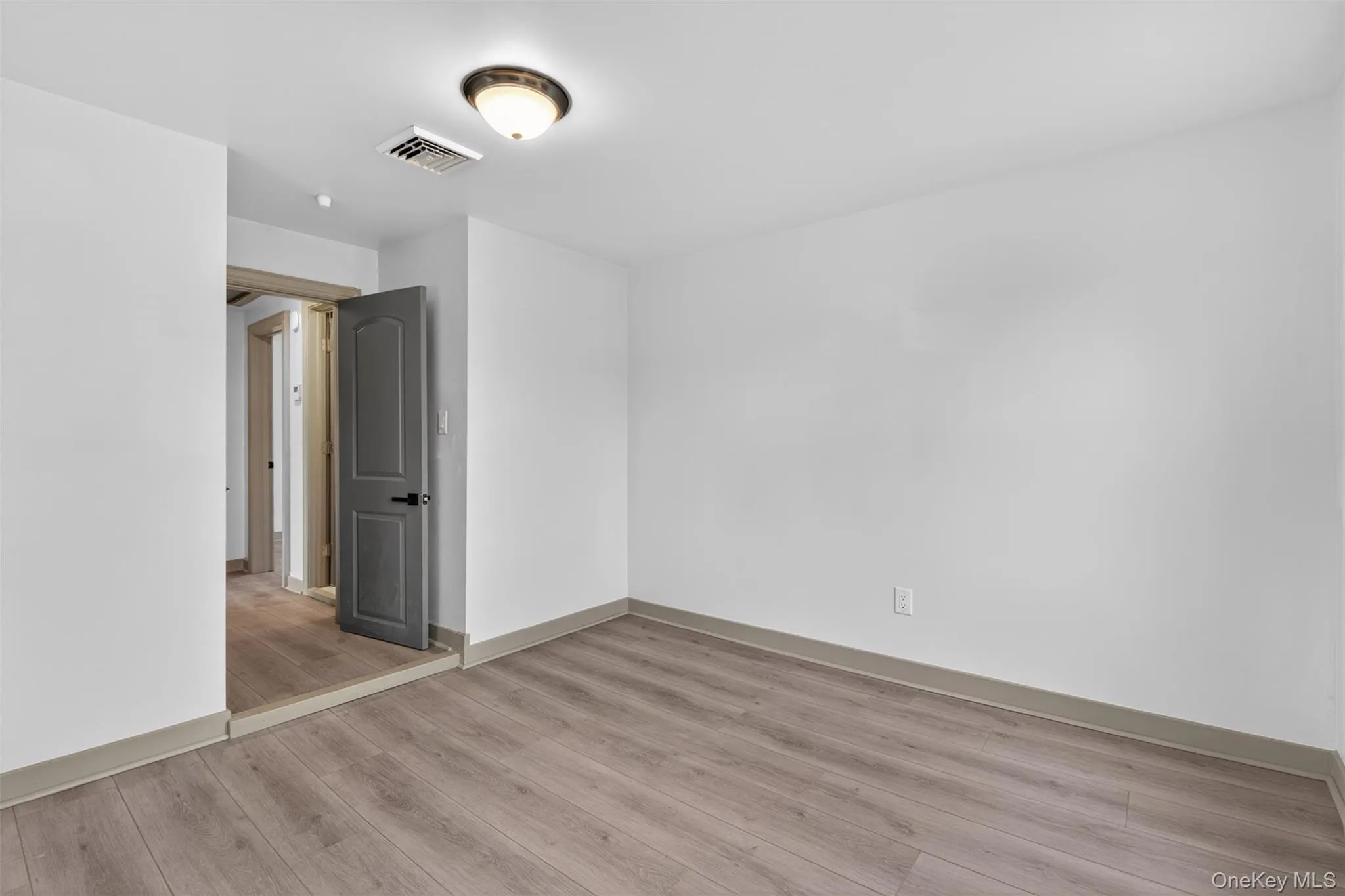 62 Poplar Street, Newburgh (city), NY, 3 Bedrooms Bedrooms, 8 Rooms Rooms,1 BathroomBathrooms,Residential Lease,For Rent,Poplar,0,983919 62 Poplar Street, Newburgh (city), NY, 3 Bedrooms Bedrooms, 8 Rooms Rooms,1 BathroomBathrooms,Residential Lease,For Rent,Poplar,0,983919