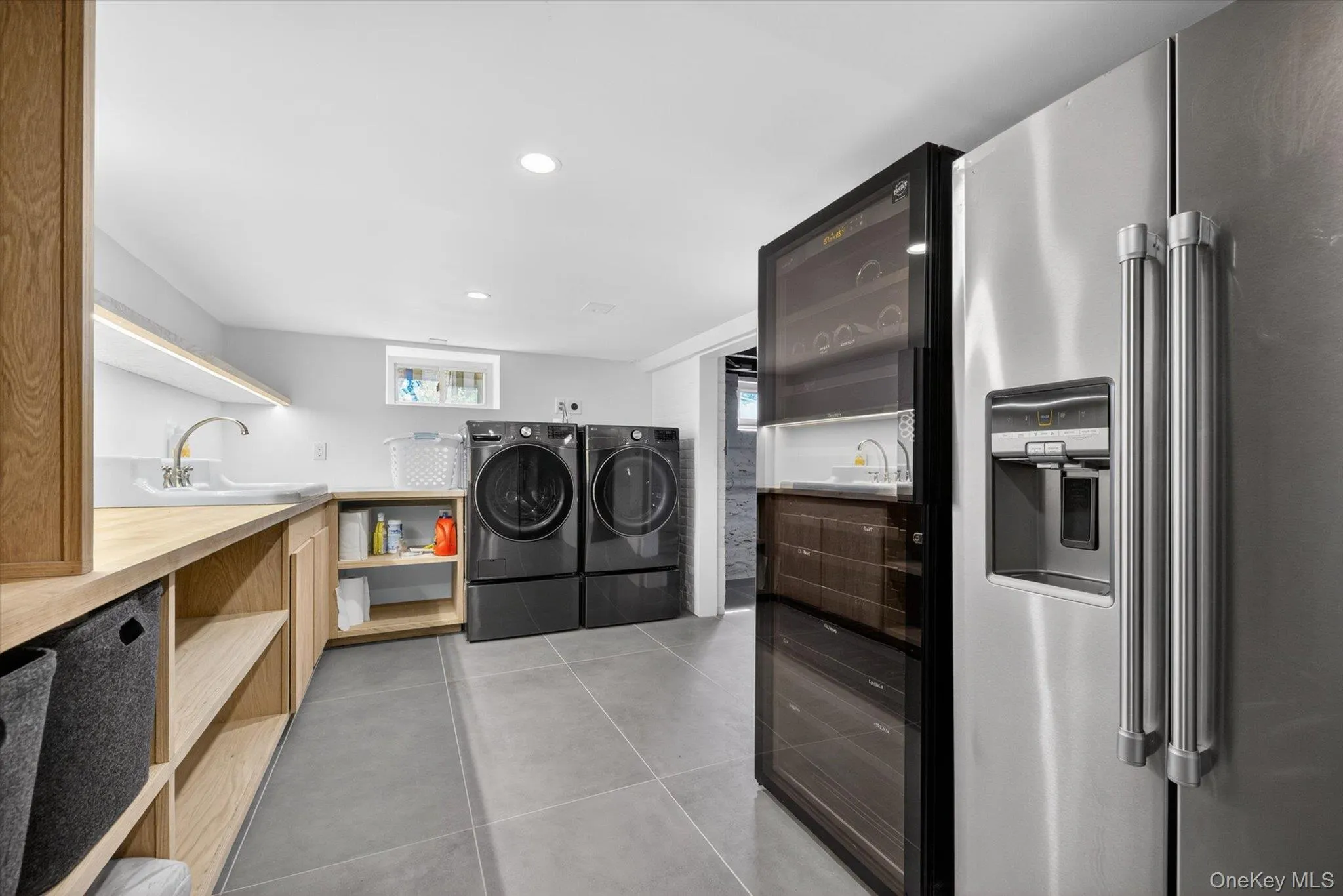 22 High Street, Beacon, NY, 4 Bedrooms Bedrooms, 8 Rooms Rooms,3 BathroomsBathrooms,Residential Lease,For Rent,High,0,983922 22 High Street, Beacon, NY, 4 Bedrooms Bedrooms, 8 Rooms Rooms,3 BathroomsBathrooms,Residential Lease,For Rent,High,0,983922