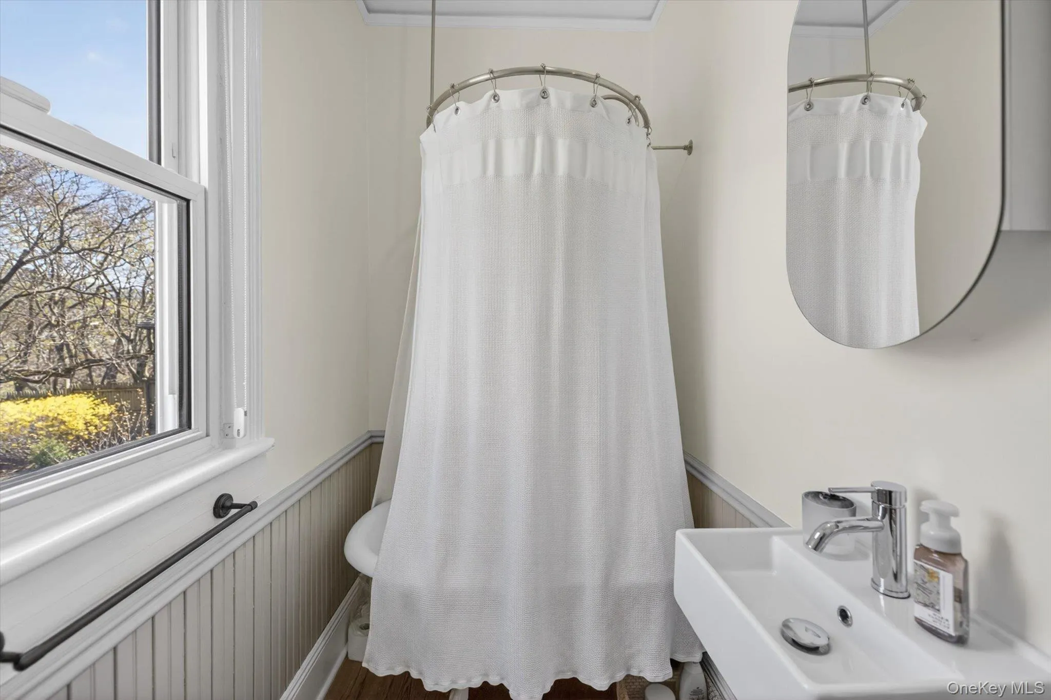 22 High Street, Beacon, NY, 4 Bedrooms Bedrooms, 8 Rooms Rooms,3 BathroomsBathrooms,Residential Lease,For Rent,High,0,983922 22 High Street, Beacon, NY, 4 Bedrooms Bedrooms, 8 Rooms Rooms,3 BathroomsBathrooms,Residential Lease,For Rent,High,0,983922