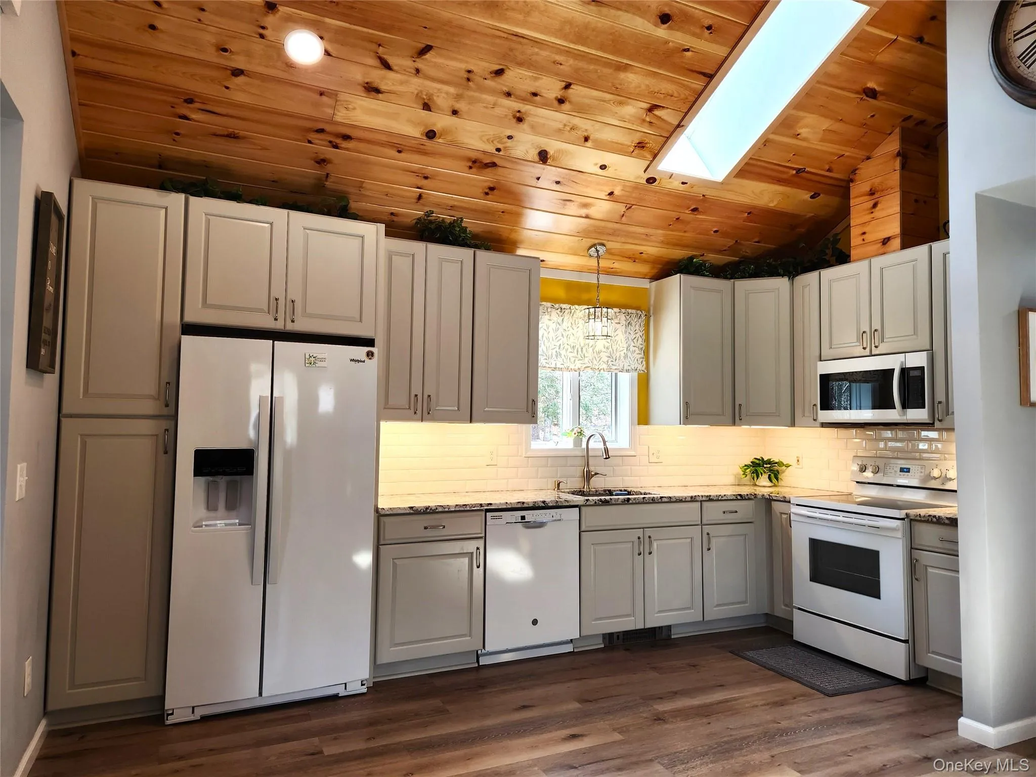150 Hartwood Drive, Bethel, NY, 3 Bedrooms Bedrooms, 6 Rooms Rooms,2 BathroomsBathrooms,Residential,For Rent,Hartwood,0,983930 150 Hartwood Drive, Bethel, NY, 3 Bedrooms Bedrooms, 6 Rooms Rooms,2 BathroomsBathrooms,Residential,For Rent,Hartwood,0,983930