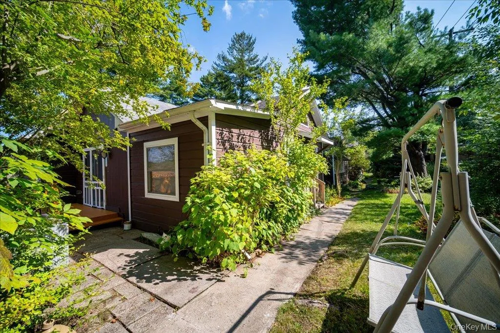 1192 State Route 52, Fallsburg, NY, 2 Bedrooms Bedrooms, 5 Rooms Rooms,2 BathroomsBathrooms,Residential,For Rent,State Route 52,0,983936 1192 State Route 52, Fallsburg, NY, 2 Bedrooms Bedrooms, 5 Rooms Rooms,2 BathroomsBathrooms,Residential,For Rent,State Route 52,0,983936