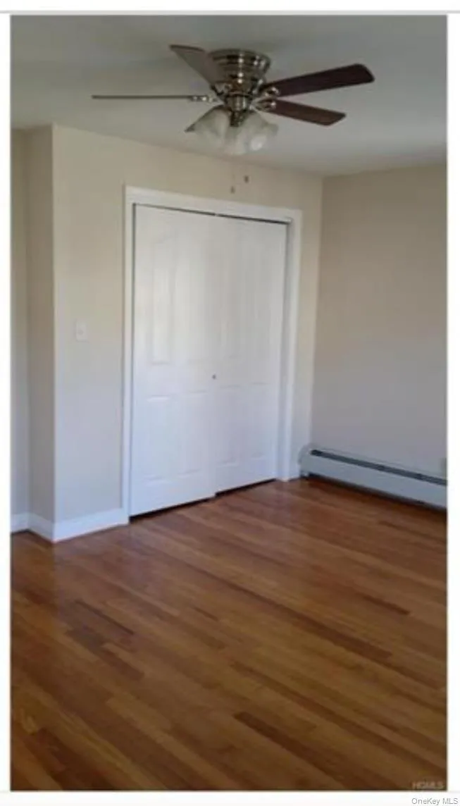 26 Washington Street, Middletown, NY, 3 Bedrooms Bedrooms, 5 Rooms Rooms,1 BathroomBathrooms,Residential Lease,For Rent,Washington,0,983940 26 Washington Street, Middletown, NY, 3 Bedrooms Bedrooms, 5 Rooms Rooms,1 BathroomBathrooms,Residential Lease,For Rent,Washington,0,983940