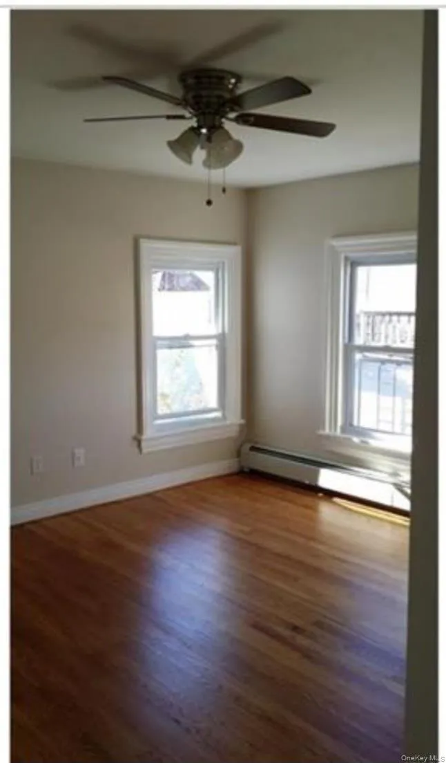 26 Washington Street, Middletown, NY, 3 Bedrooms Bedrooms, 5 Rooms Rooms,1 BathroomBathrooms,Residential Lease,For Rent,Washington,0,983940 26 Washington Street, Middletown, NY, 3 Bedrooms Bedrooms, 5 Rooms Rooms,1 BathroomBathrooms,Residential Lease,For Rent,Washington,0,983940