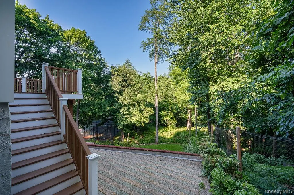 22 Oxford Road, Greenburgh, NY, 4 Bedrooms Bedrooms, 6 Rooms Rooms,3 BathroomsBathrooms,Residential,For Rent,Oxford,0,983951 22 Oxford Road, Greenburgh, NY, 4 Bedrooms Bedrooms, 6 Rooms Rooms,3 BathroomsBathrooms,Residential,For Rent,Oxford,0,983951