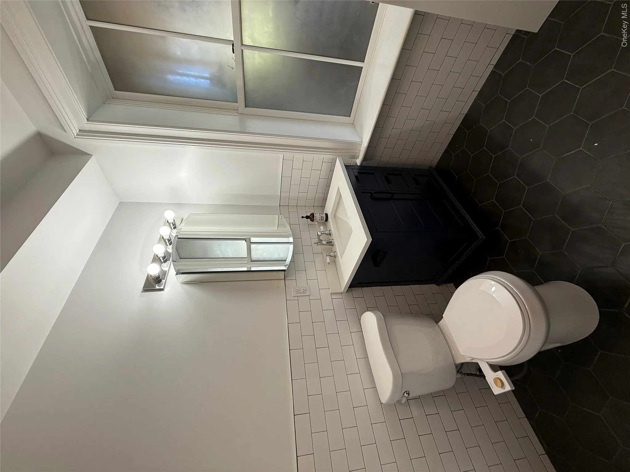 194 Lander Street, Newburgh (city), NY, 1 Bedroom Bedrooms, 3 Rooms Rooms,1 BathroomBathrooms,Residential Lease,For Rent,Lander,0,983966 194 Lander Street, Newburgh (city), NY, 1 Bedroom Bedrooms, 3 Rooms Rooms,1 BathroomBathrooms,Residential Lease,For Rent,Lander,0,983966