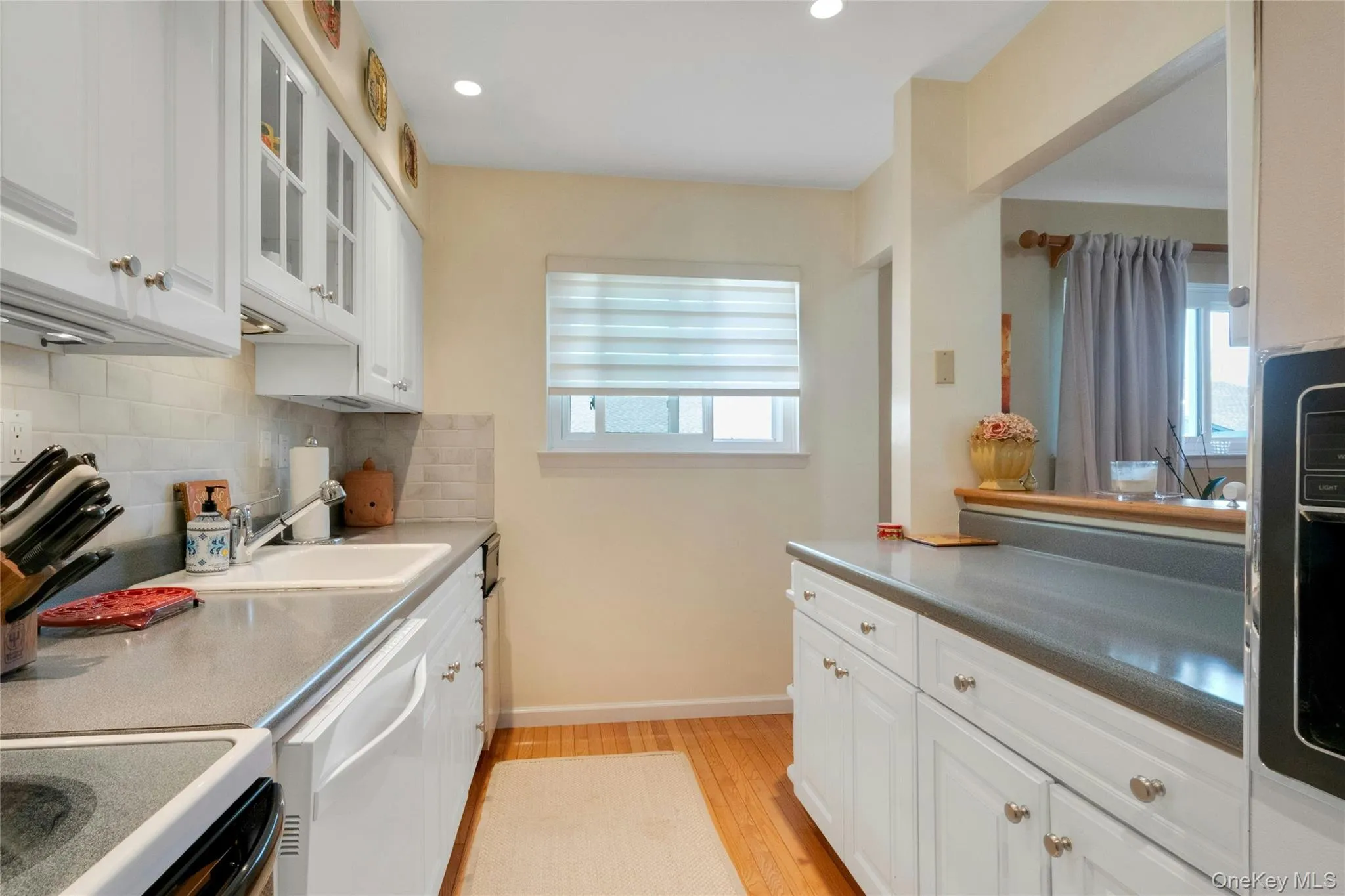 208 Harris Road, Bedford, NY, 2 Bedrooms Bedrooms, 6 Rooms Rooms,2 BathroomsBathrooms,Residential Lease,For Rent,Harris Road,0,983971 208 Harris Road, Bedford, NY, 2 Bedrooms Bedrooms, 6 Rooms Rooms,2 BathroomsBathrooms,Residential Lease,For Rent,Harris Road,0,983971