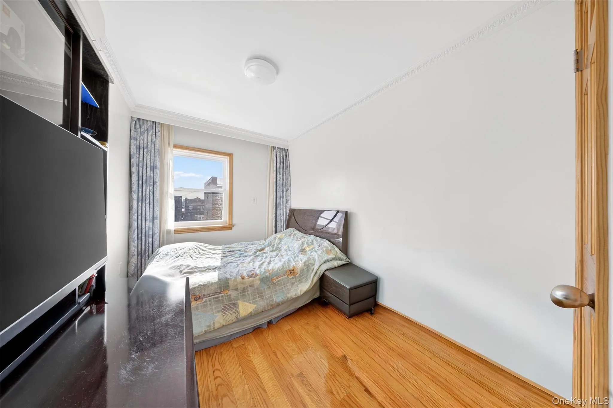 5031 68th Street, New York, NY, 3 Bedrooms Bedrooms, 5 Rooms Rooms,1 BathroomBathrooms,Residential,For Rent,68th,0,983990 5031 68th Street, New York, NY, 3 Bedrooms Bedrooms, 5 Rooms Rooms,1 BathroomBathrooms,Residential,For Rent,68th,0,983990