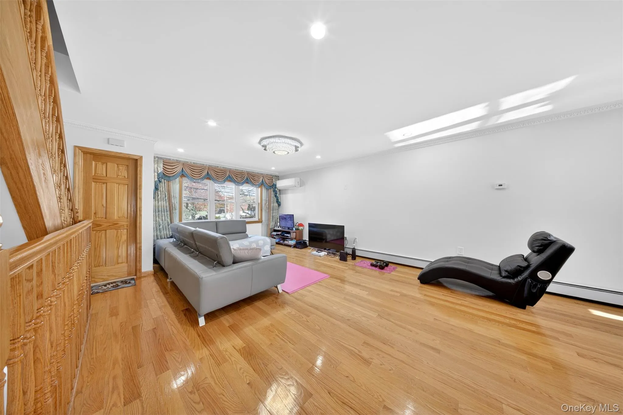 5031 68th Street, New York, NY, 3 Bedrooms Bedrooms, 5 Rooms Rooms,1 BathroomBathrooms,Residential,For Rent,68th,0,983990 5031 68th Street, New York, NY, 3 Bedrooms Bedrooms, 5 Rooms Rooms,1 BathroomBathrooms,Residential,For Rent,68th,0,983990