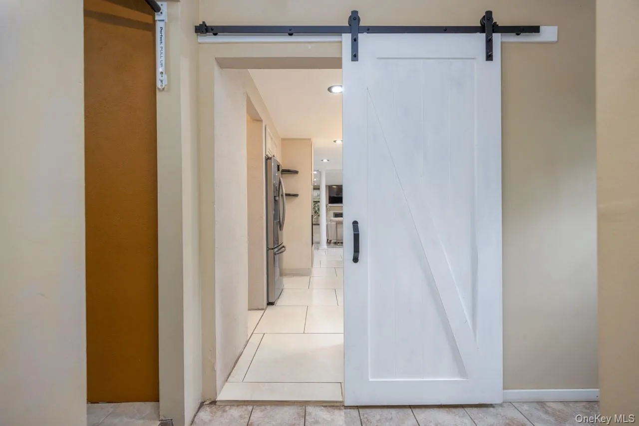 3 Tor Terrace, Clarkstown, NY, 5 Bedrooms Bedrooms, 17 Rooms Rooms,3 BathroomsBathrooms,Residential,For Rent,Tor,0,KEY983992 3 Tor Terrace, Clarkstown, NY, 5 Bedrooms Bedrooms, 17 Rooms Rooms,3 BathroomsBathrooms,Residential,For Rent,Tor,0,KEY983992