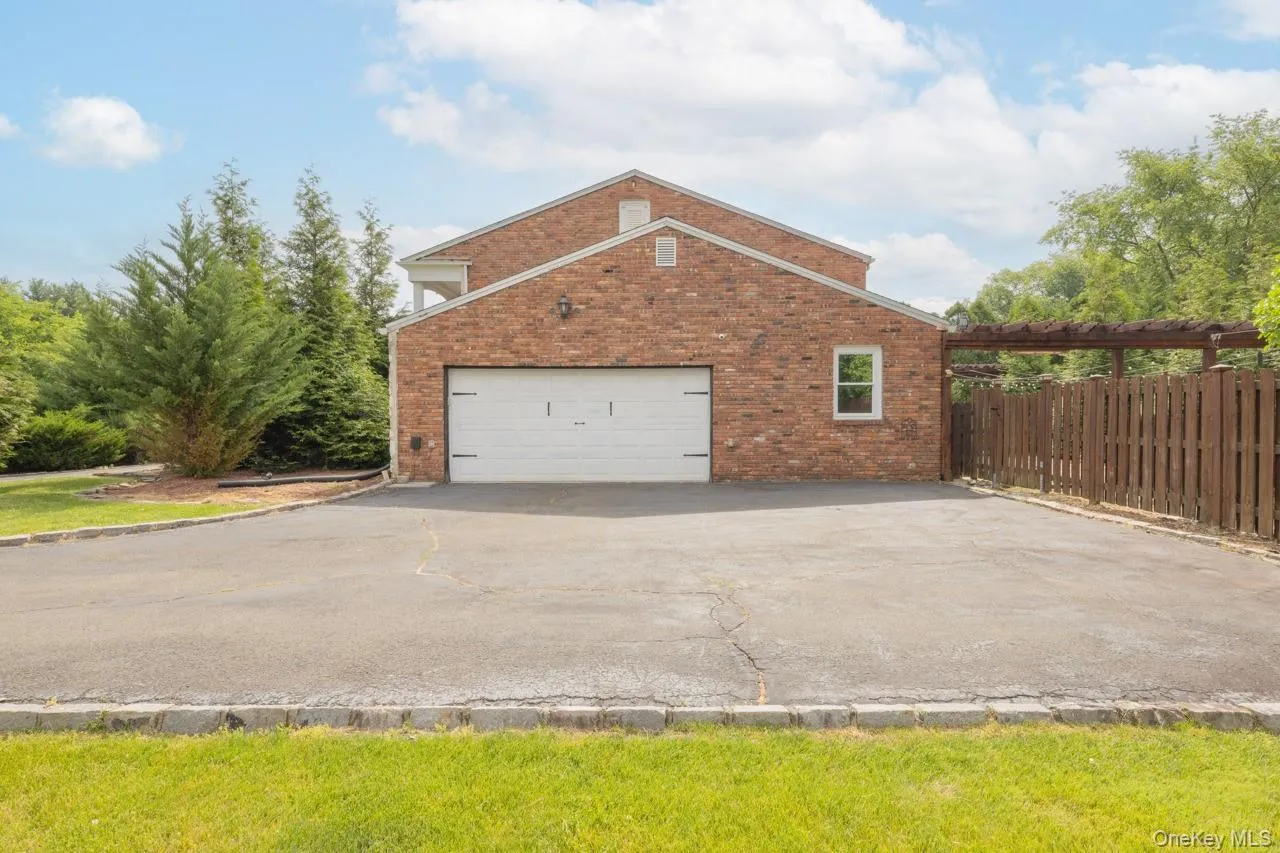 3 Tor Terrace, Clarkstown, NY, 5 Bedrooms Bedrooms, 17 Rooms Rooms,3 BathroomsBathrooms,Residential,For Rent,Tor,0,KEY983992 3 Tor Terrace, Clarkstown, NY, 5 Bedrooms Bedrooms, 17 Rooms Rooms,3 BathroomsBathrooms,Residential,For Rent,Tor,0,KEY983992