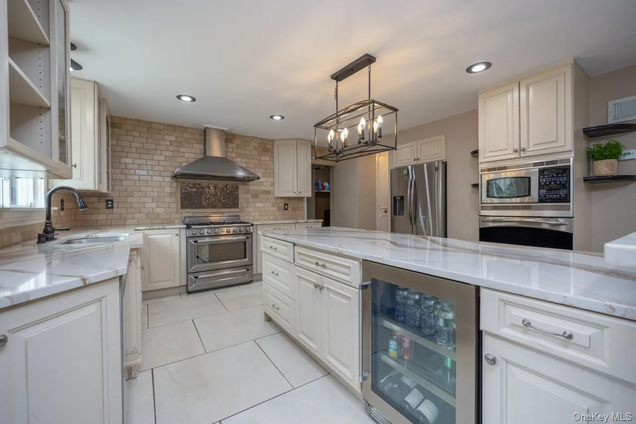 3 Tor Terrace, Clarkstown, NY, 5 Bedrooms Bedrooms, 17 Rooms Rooms,3 BathroomsBathrooms,Residential,For Rent,Tor,0,KEY983992 3 Tor Terrace, Clarkstown, NY, 5 Bedrooms Bedrooms, 17 Rooms Rooms,3 BathroomsBathrooms,Residential,For Rent,Tor,0,KEY983992