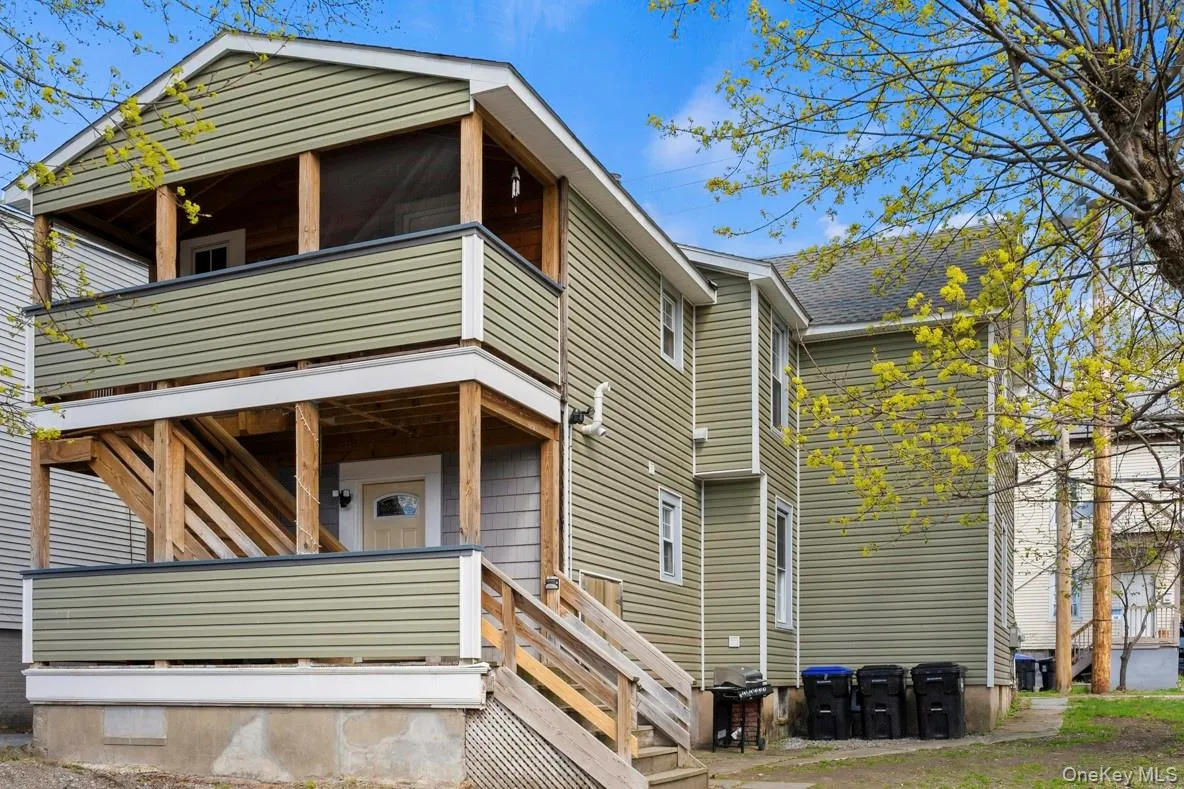 51 Gifford Avenue, Poughkeepsie, NY, 2 Bedrooms Bedrooms, 6 Rooms Rooms,1 BathroomBathrooms,Residential Lease,For Rent,Gifford,0,983994 51 Gifford Avenue, Poughkeepsie, NY, 2 Bedrooms Bedrooms, 6 Rooms Rooms,1 BathroomBathrooms,Residential Lease,For Rent,Gifford,0,983994