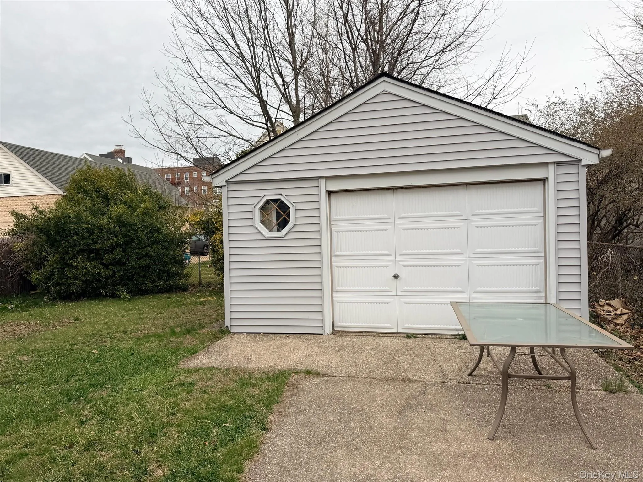 184 Cleveland Avenue, North Hempstead, NY, 3 Bedrooms Bedrooms, 8 Rooms Rooms,1 BathroomBathrooms,Residential Lease,For Rent,Cleveland,0,983995 184 Cleveland Avenue, North Hempstead, NY, 3 Bedrooms Bedrooms, 8 Rooms Rooms,1 BathroomBathrooms,Residential Lease,For Rent,Cleveland,0,983995