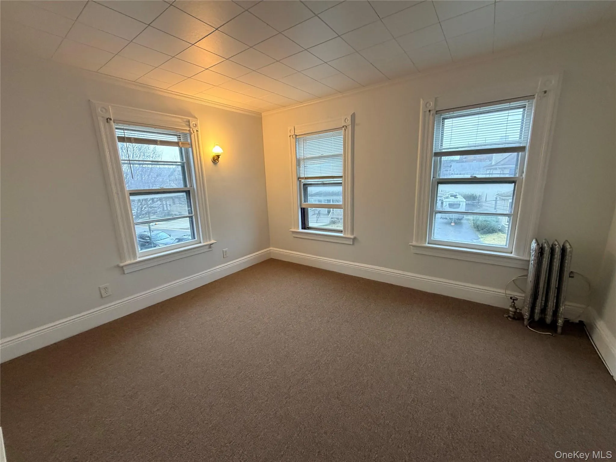 184 Cleveland Avenue, North Hempstead, NY, 3 Bedrooms Bedrooms, 8 Rooms Rooms,1 BathroomBathrooms,Residential Lease,For Rent,Cleveland,0,983995 184 Cleveland Avenue, North Hempstead, NY, 3 Bedrooms Bedrooms, 8 Rooms Rooms,1 BathroomBathrooms,Residential Lease,For Rent,Cleveland,0,983995