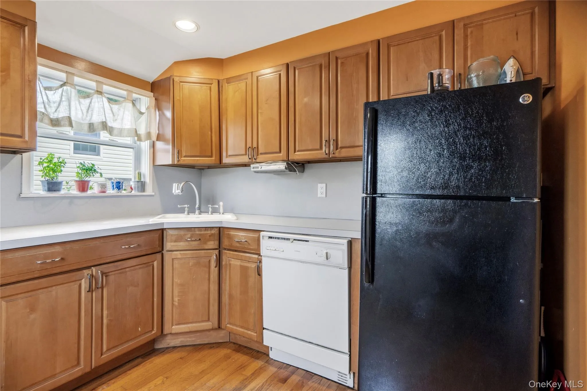 152 Lawson Avenue, Hempstead, NY, 2 Bedrooms Bedrooms, 5 Rooms Rooms,1 BathroomBathrooms,Residential,For Rent,Lawson,0,983997 152 Lawson Avenue, Hempstead, NY, 2 Bedrooms Bedrooms, 5 Rooms Rooms,1 BathroomBathrooms,Residential,For Rent,Lawson,0,983997