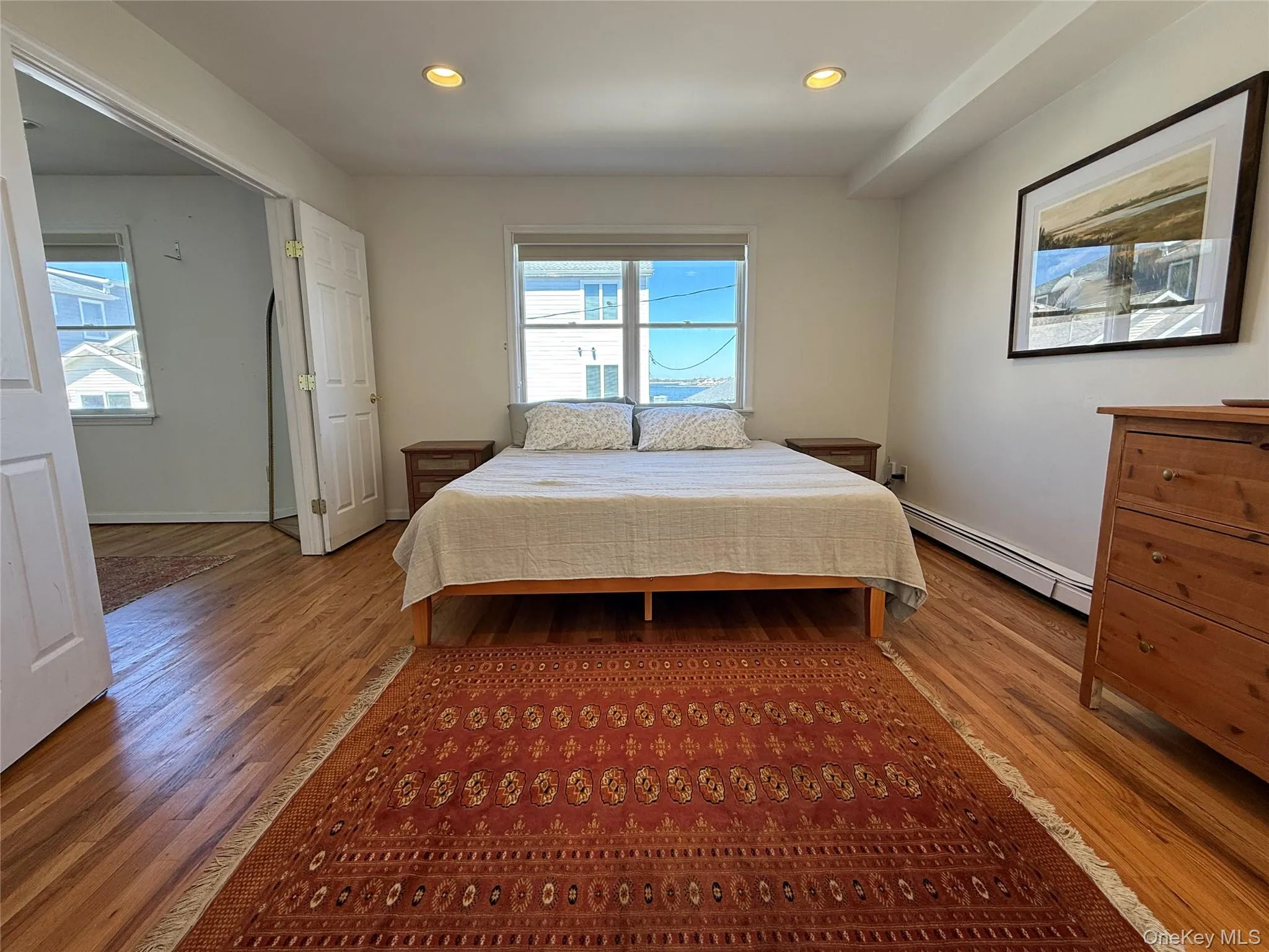 King size bed - bay views King size bed - bay views