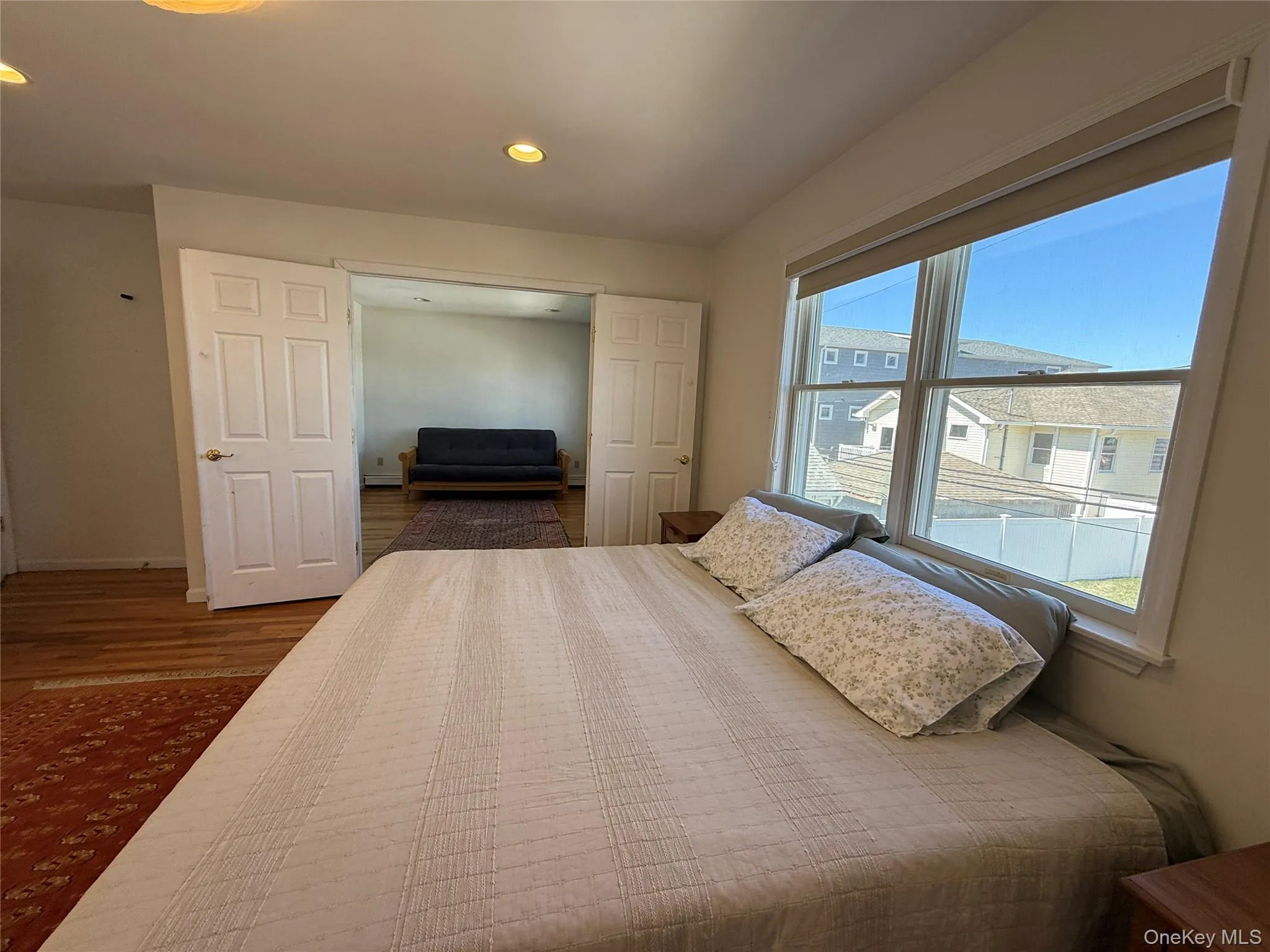 King size bed - bay views King size bed - bay views