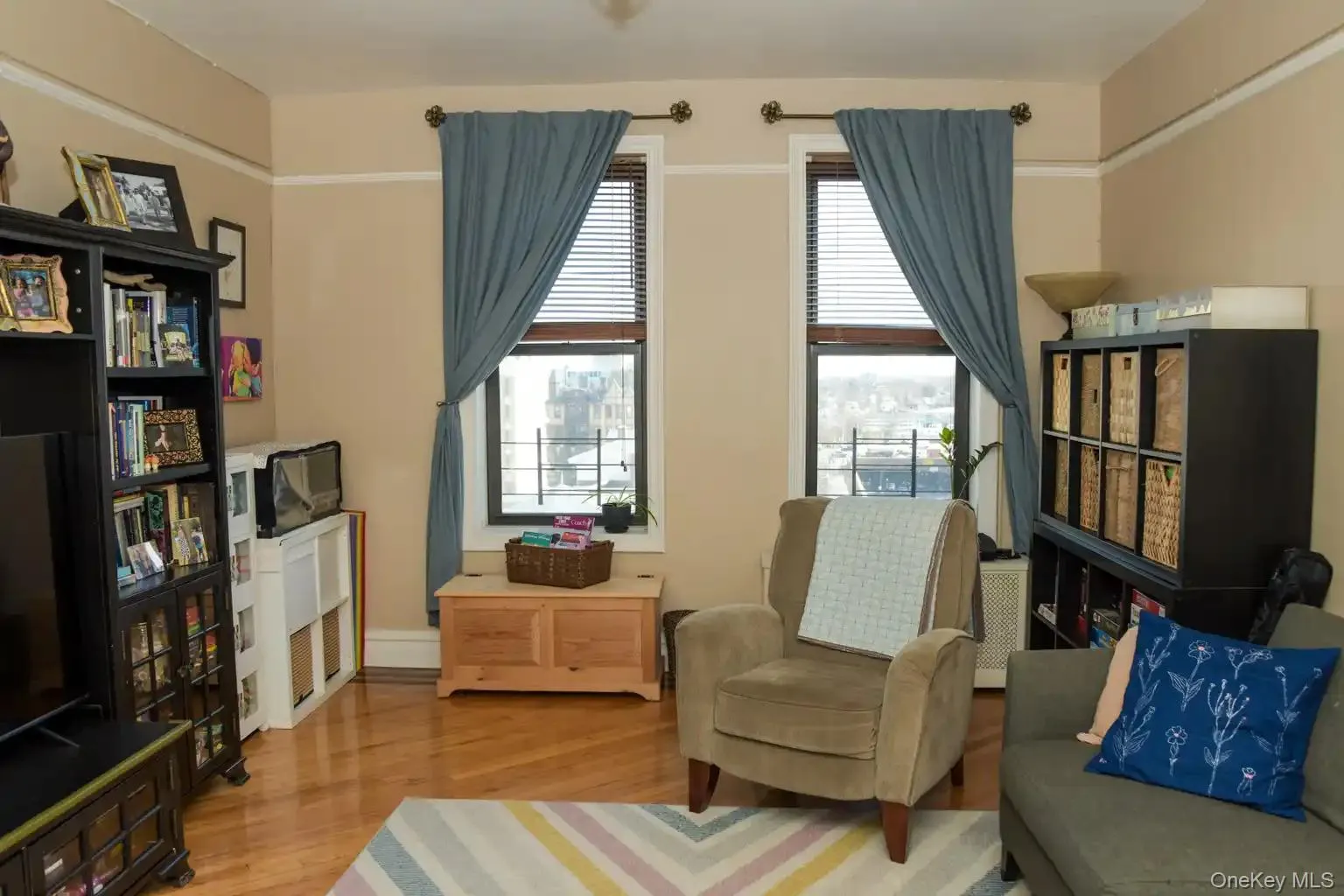 78-14 Austin Street, New York, NY, 2 Bedrooms Bedrooms, 4 Rooms Rooms,1 BathroomBathrooms,Residential Sale,For Rent,Austin,0,984004 78-14 Austin Street, New York, NY, 2 Bedrooms Bedrooms, 4 Rooms Rooms,1 BathroomBathrooms,Residential Sale,For Rent,Austin,0,984004