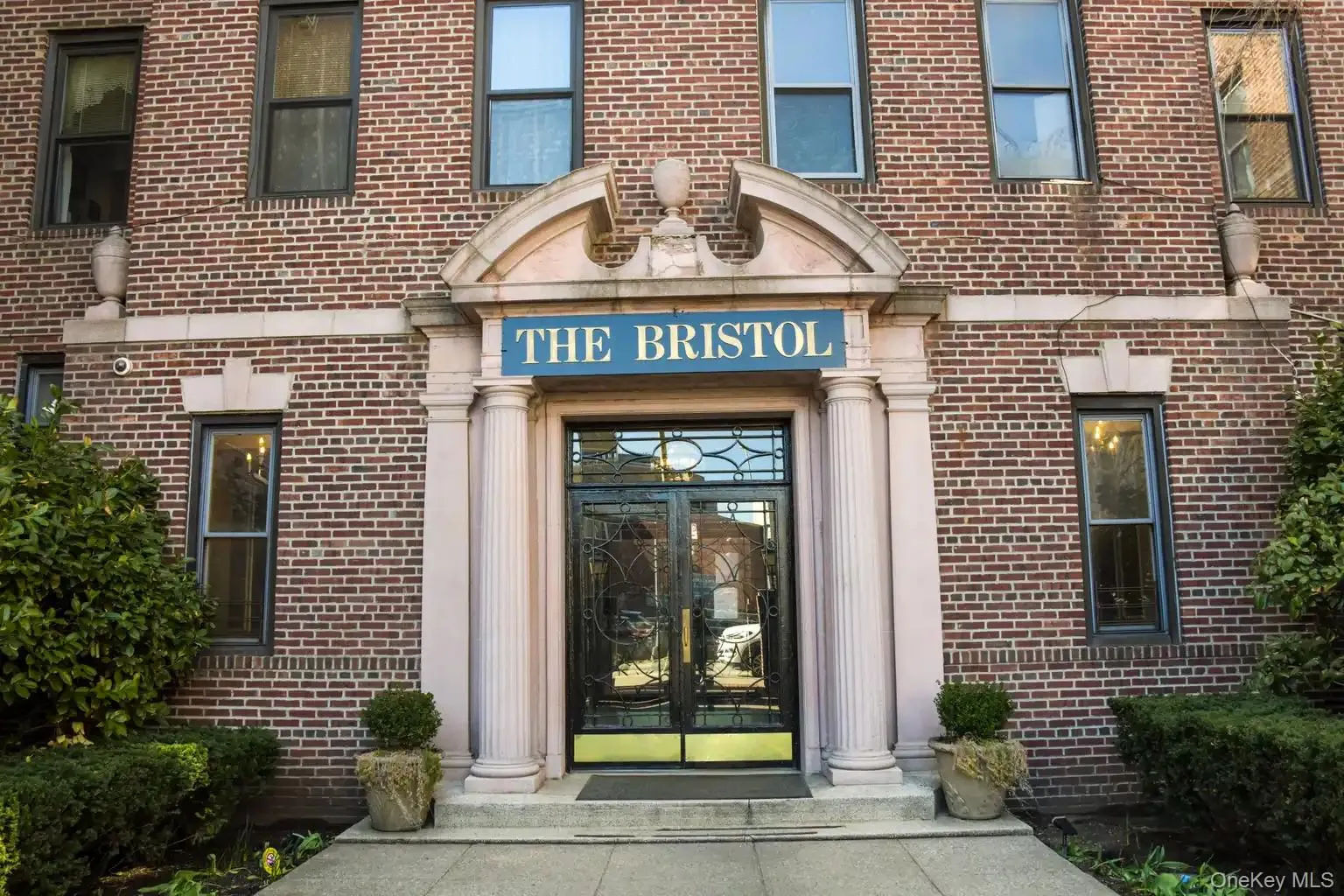 78-14 Austin Street, New York, NY, 2 Bedrooms Bedrooms, 4 Rooms Rooms,1 BathroomBathrooms,Residential Sale,For Rent,Austin,0,984004 78-14 Austin Street, New York, NY, 2 Bedrooms Bedrooms, 4 Rooms Rooms,1 BathroomBathrooms,Residential Sale,For Rent,Austin,0,984004