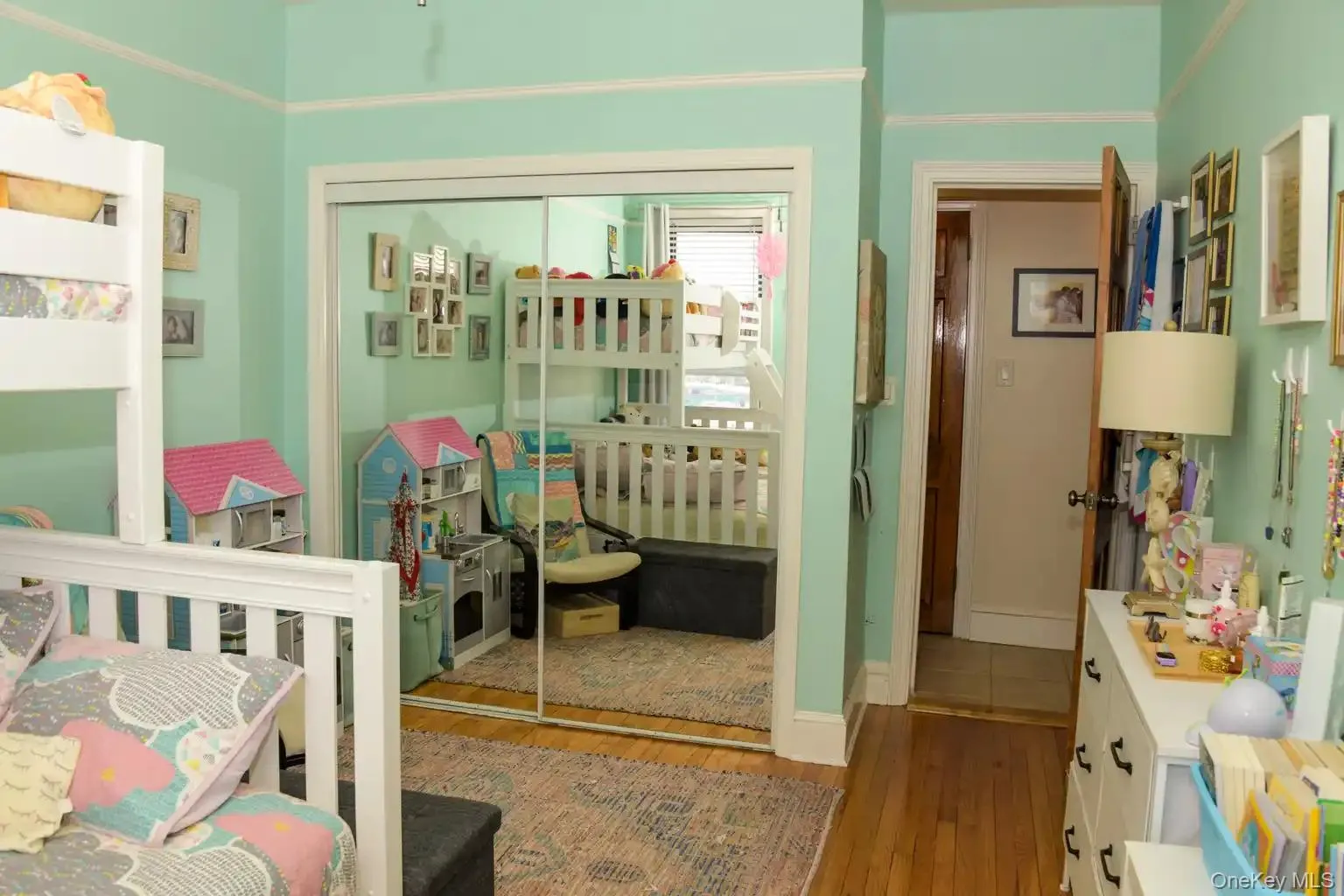 78-14 Austin Street, New York, NY, 2 Bedrooms Bedrooms, 4 Rooms Rooms,1 BathroomBathrooms,Residential Sale,For Rent,Austin,0,984004 78-14 Austin Street, New York, NY, 2 Bedrooms Bedrooms, 4 Rooms Rooms,1 BathroomBathrooms,Residential Sale,For Rent,Austin,0,984004
