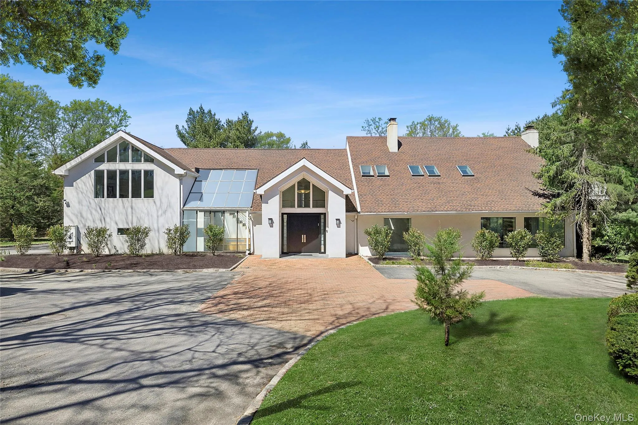92 Old House Lane, North Hempstead, NY, 6 Bedrooms Bedrooms, 10 Rooms Rooms,4 BathroomsBathrooms,Residential,For Rent,Old House,0,984008 92 Old House Lane, North Hempstead, NY, 6 Bedrooms Bedrooms, 10 Rooms Rooms,4 BathroomsBathrooms,Residential,For Rent,Old House,0,984008