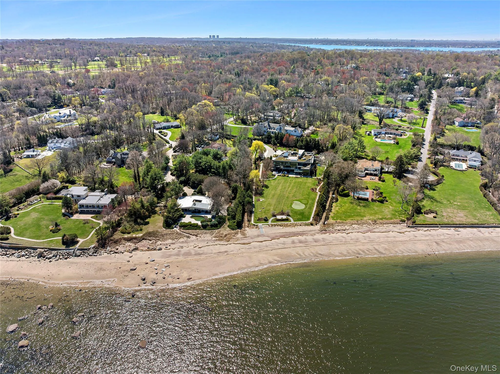 92 Old House Lane, North Hempstead, NY, 6 Bedrooms Bedrooms, 10 Rooms Rooms,4 BathroomsBathrooms,Residential,For Rent,Old House,0,984008 92 Old House Lane, North Hempstead, NY, 6 Bedrooms Bedrooms, 10 Rooms Rooms,4 BathroomsBathrooms,Residential,For Rent,Old House,0,984008