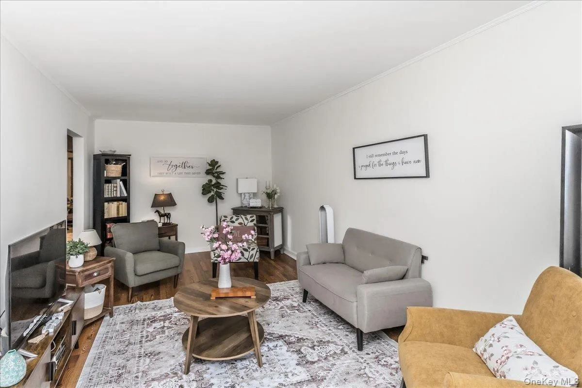 73-21 Cook Avenue, New York, NY, 2 Bedrooms Bedrooms, 7 Rooms Rooms,1 BathroomBathrooms,Residential,For Rent,Cook,0,984011 73-21 Cook Avenue, New York, NY, 2 Bedrooms Bedrooms, 7 Rooms Rooms,1 BathroomBathrooms,Residential,For Rent,Cook,0,984011