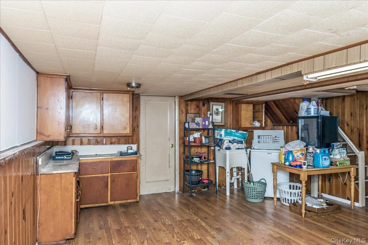 73-21 Cook Avenue, New York, NY, 2 Bedrooms Bedrooms, 7 Rooms Rooms,1 BathroomBathrooms,Residential,For Rent,Cook,0,984011 73-21 Cook Avenue, New York, NY, 2 Bedrooms Bedrooms, 7 Rooms Rooms,1 BathroomBathrooms,Residential,For Rent,Cook,0,984011