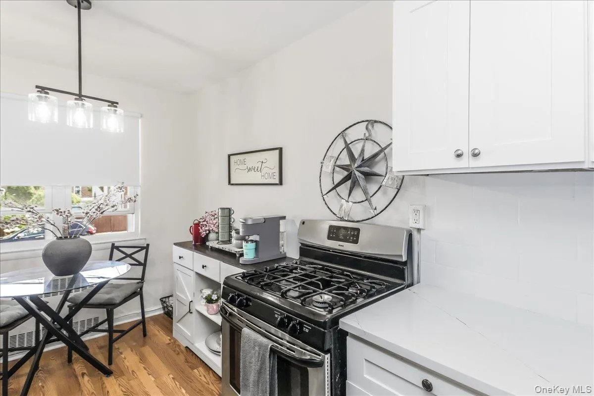 73-21 Cook Avenue, New York, NY, 2 Bedrooms Bedrooms, 7 Rooms Rooms,1 BathroomBathrooms,Residential,For Rent,Cook,0,984011 73-21 Cook Avenue, New York, NY, 2 Bedrooms Bedrooms, 7 Rooms Rooms,1 BathroomBathrooms,Residential,For Rent,Cook,0,984011